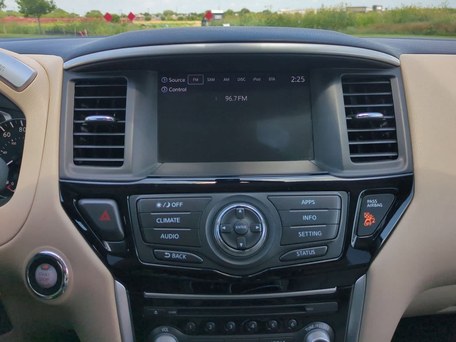 Thumbnail: 2018 Nissan Pathfinder - 27