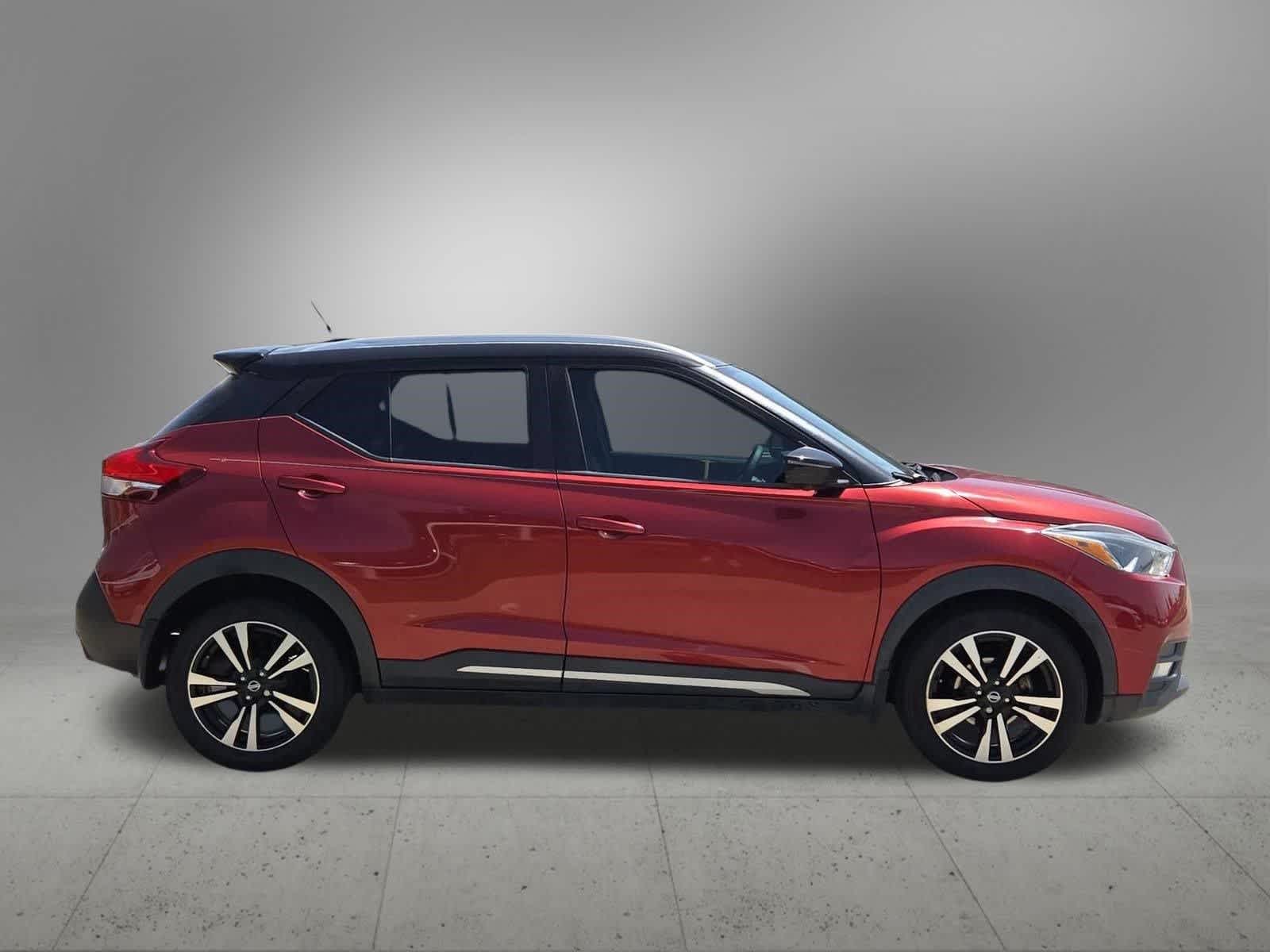 Thumbnail: 2018 Nissan Kicks - 7