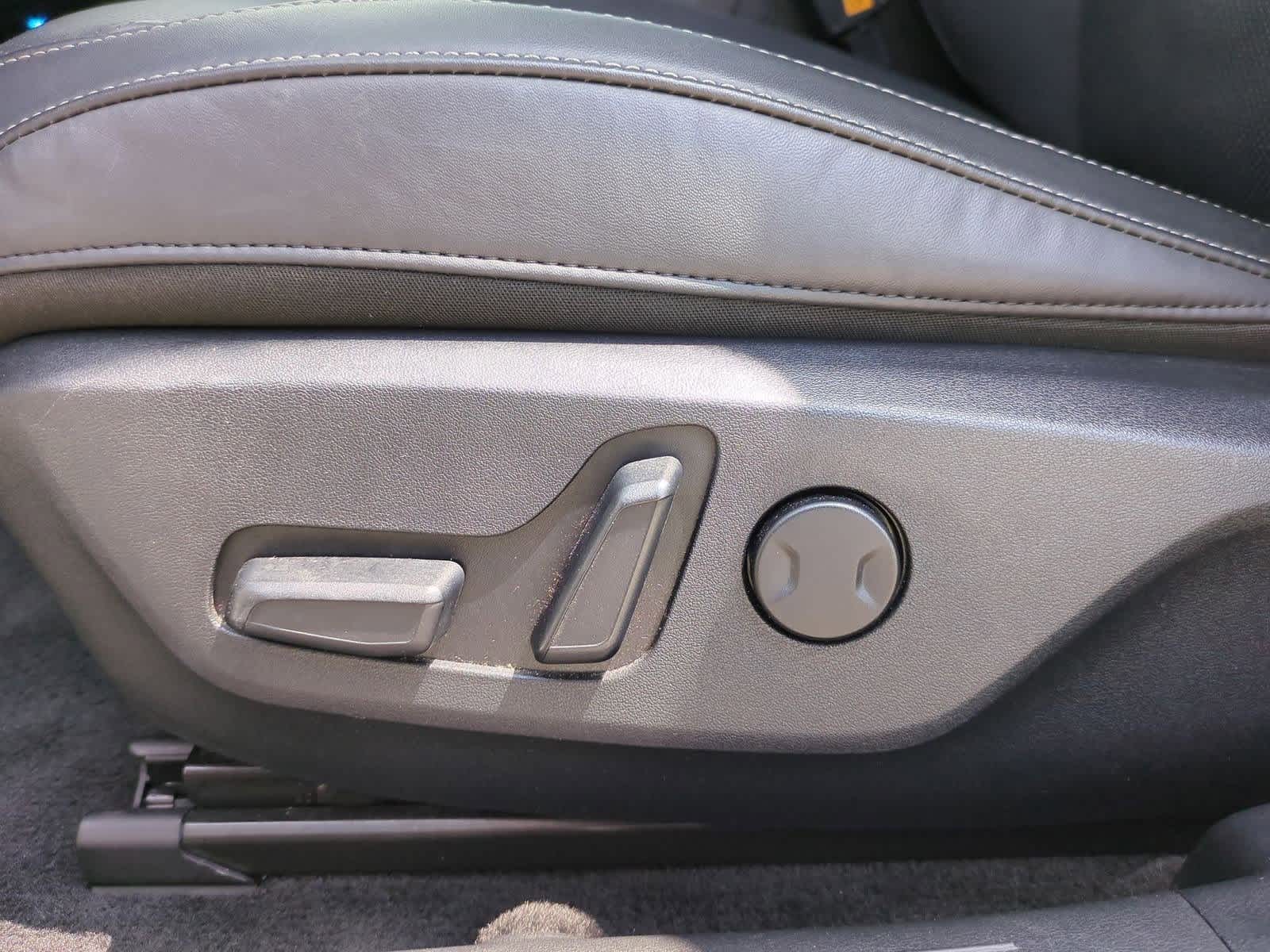 2022 Kia EV6 Wind 16