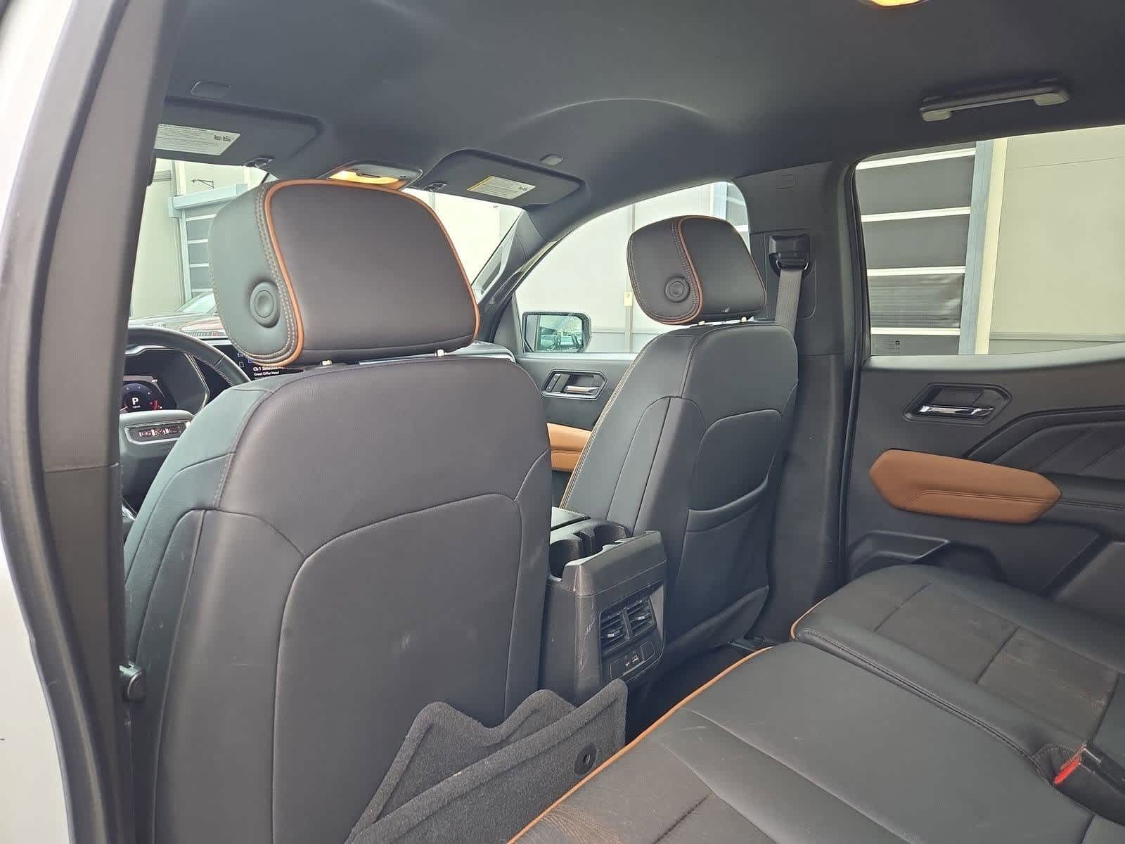 Thumbnail: 2024 GMC Canyon - 18