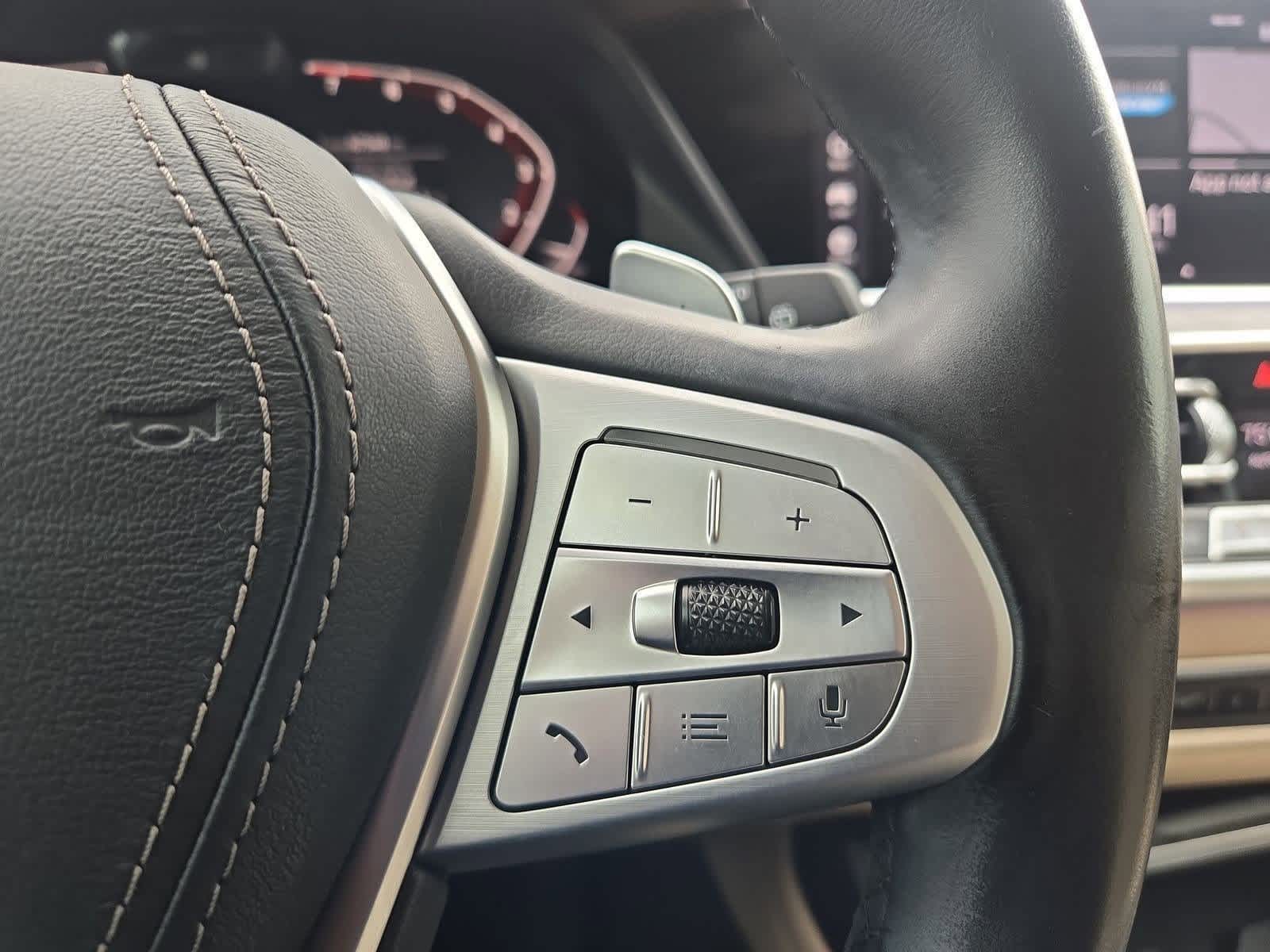 Thumbnail: 2019 BMW X7 - 25