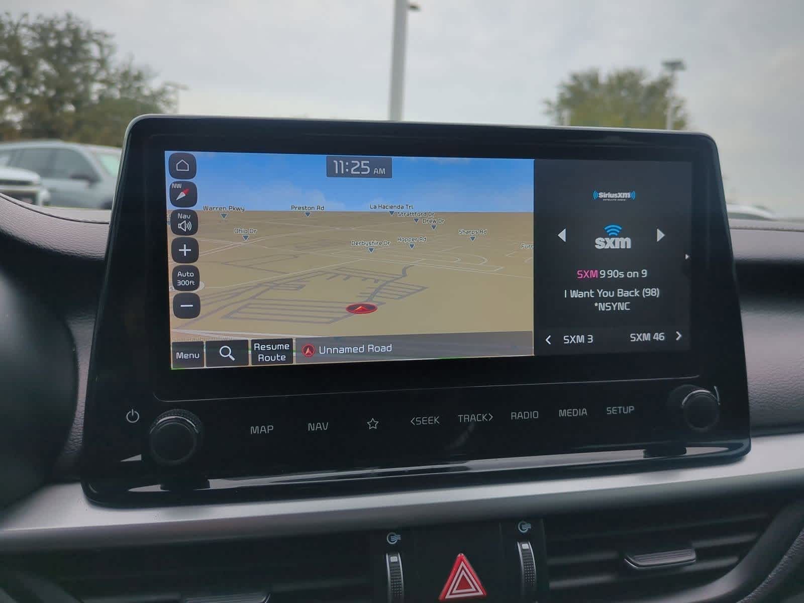 Thumbnail: 2022 Kia Forte - 33