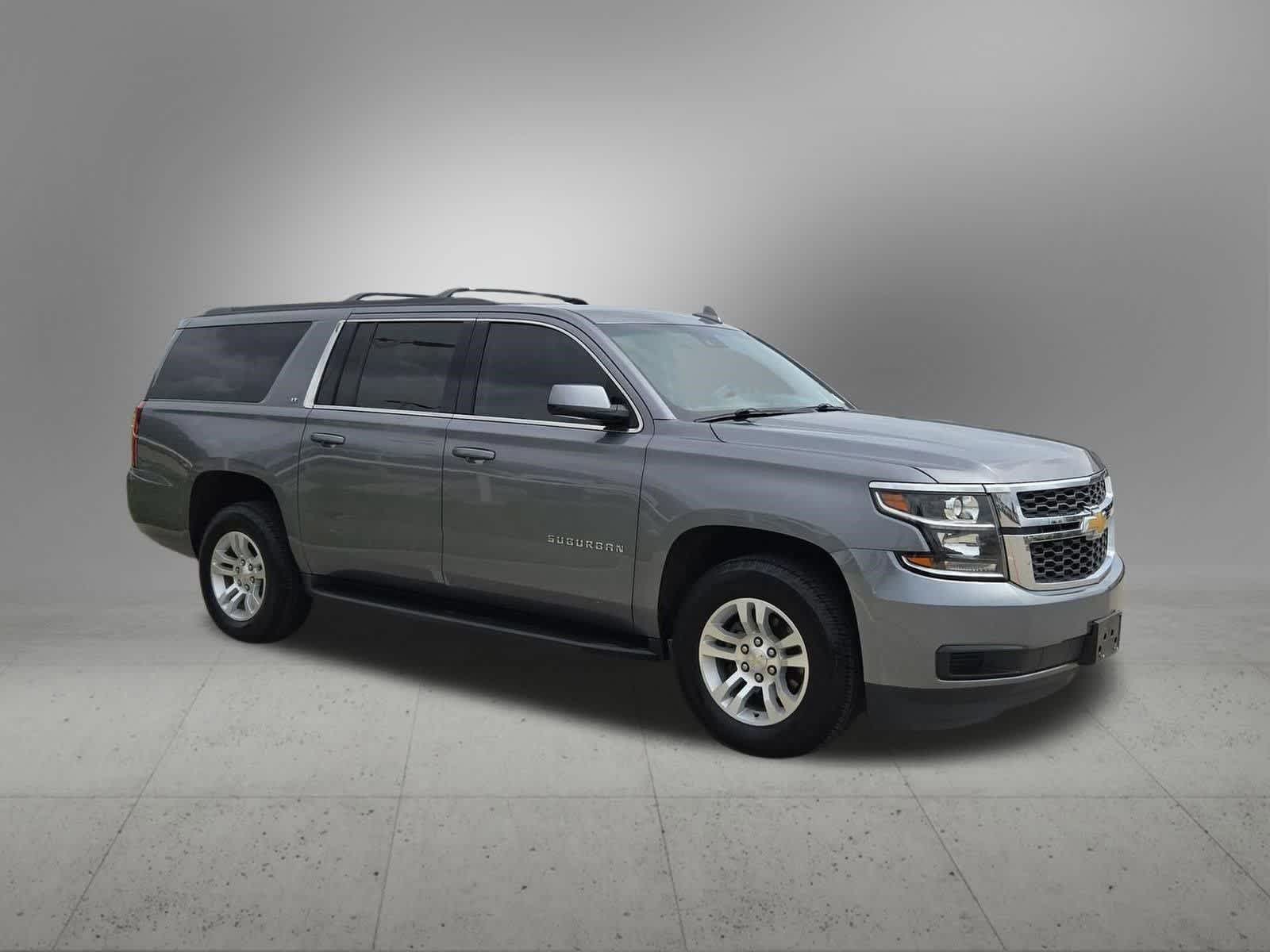 Thumbnail: 2019 Chevrolet Suburban - 7