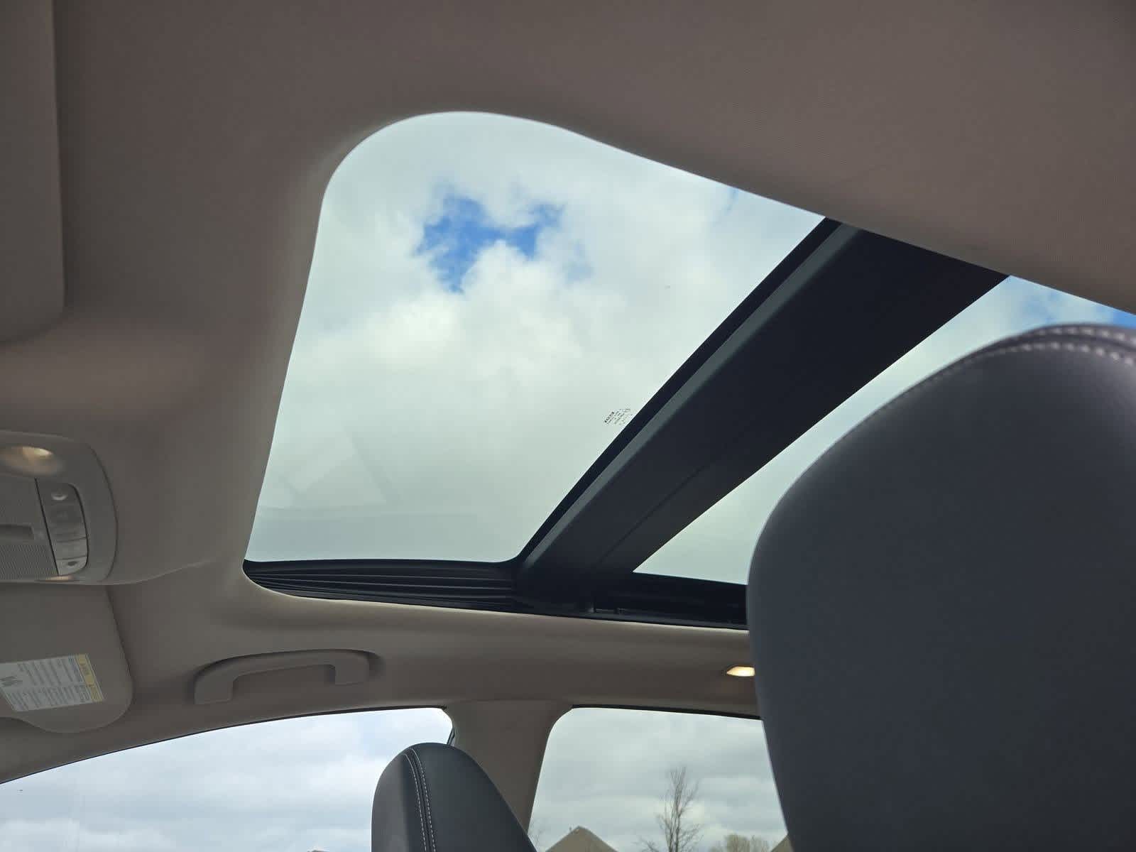 Thumbnail: 2017 Nissan Murano - 18