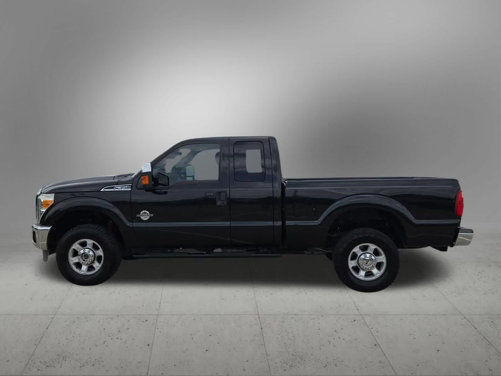 Thumbnail: 2015 Ford F-350 - 3