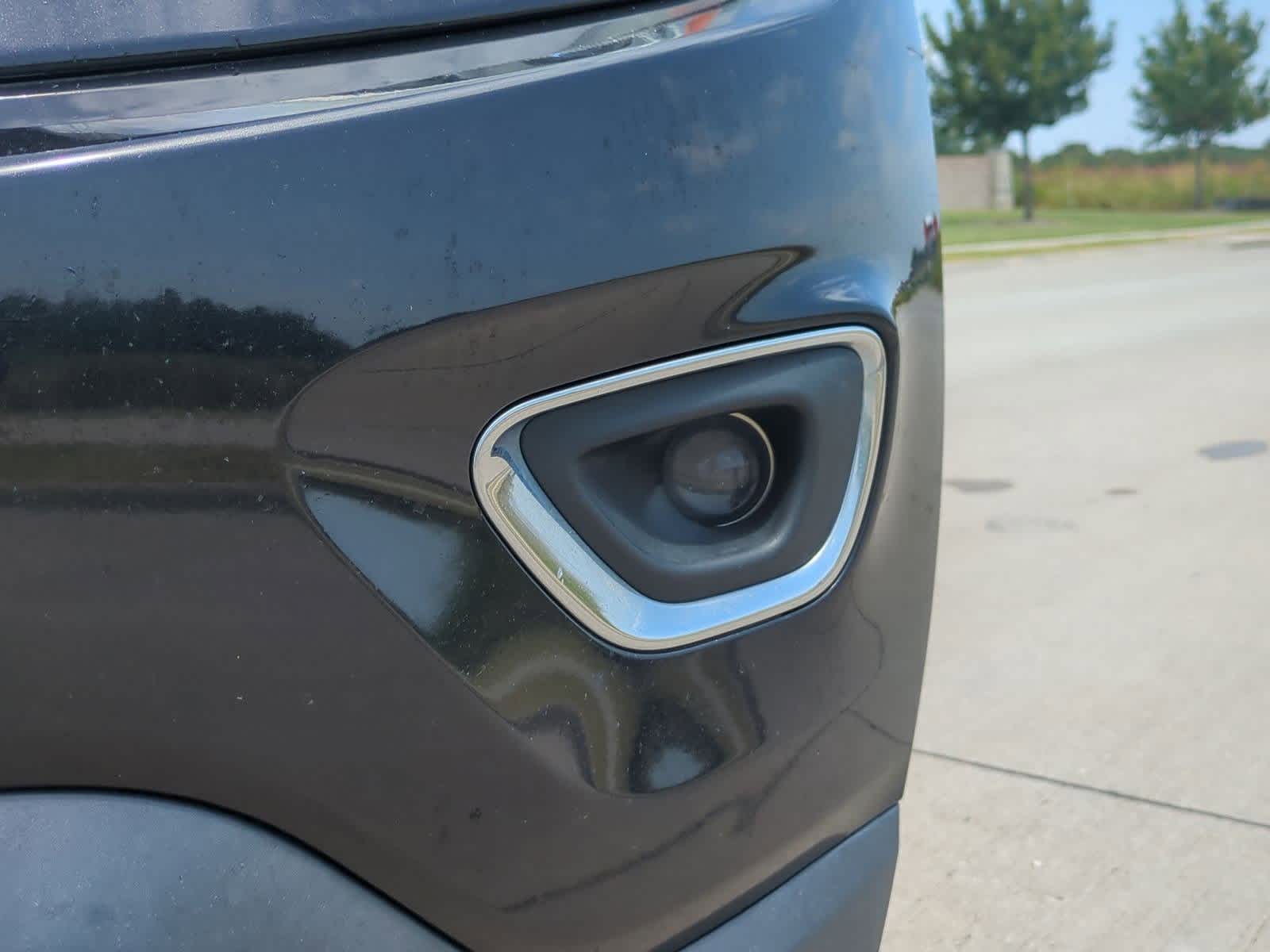 Thumbnail: 2015 Jeep Grand Cherokee - 10