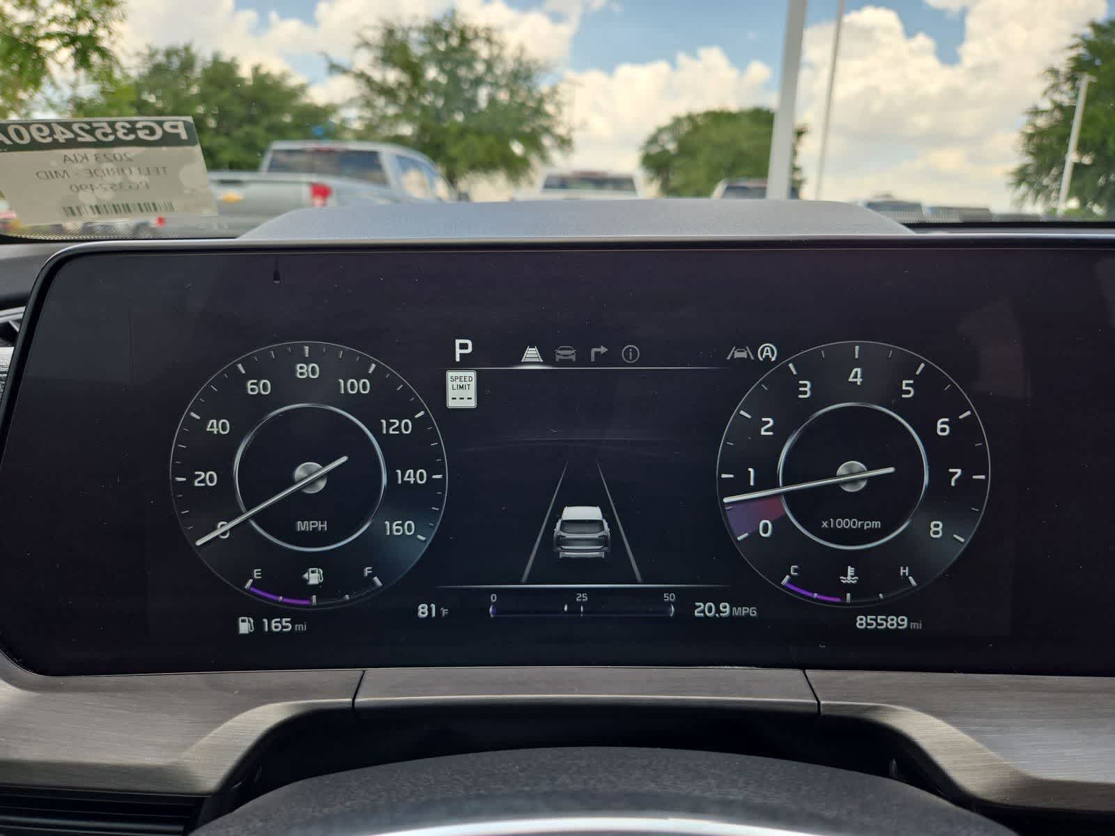 Thumbnail: 2023 Kia Telluride - 32