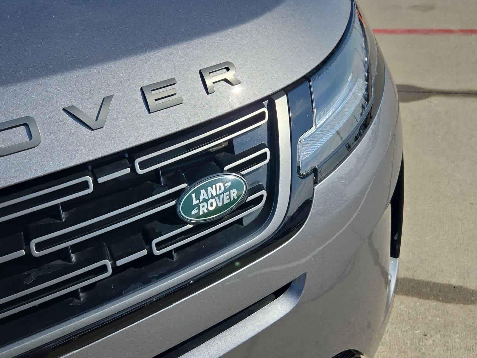 Thumbnail: 2025 Land Rover Range Rover Evoque - 10