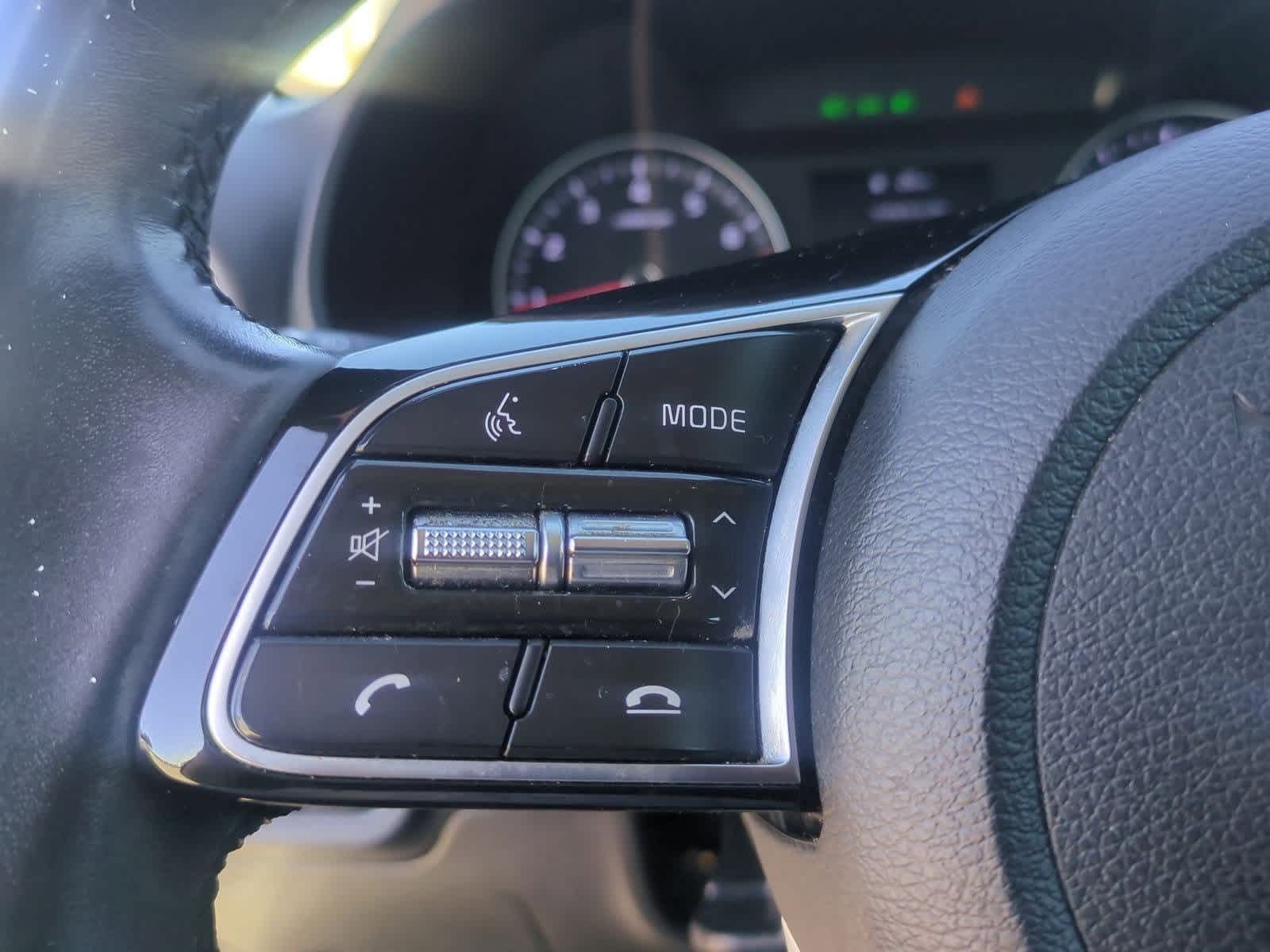 Thumbnail: 2021 Kia Forte - 25