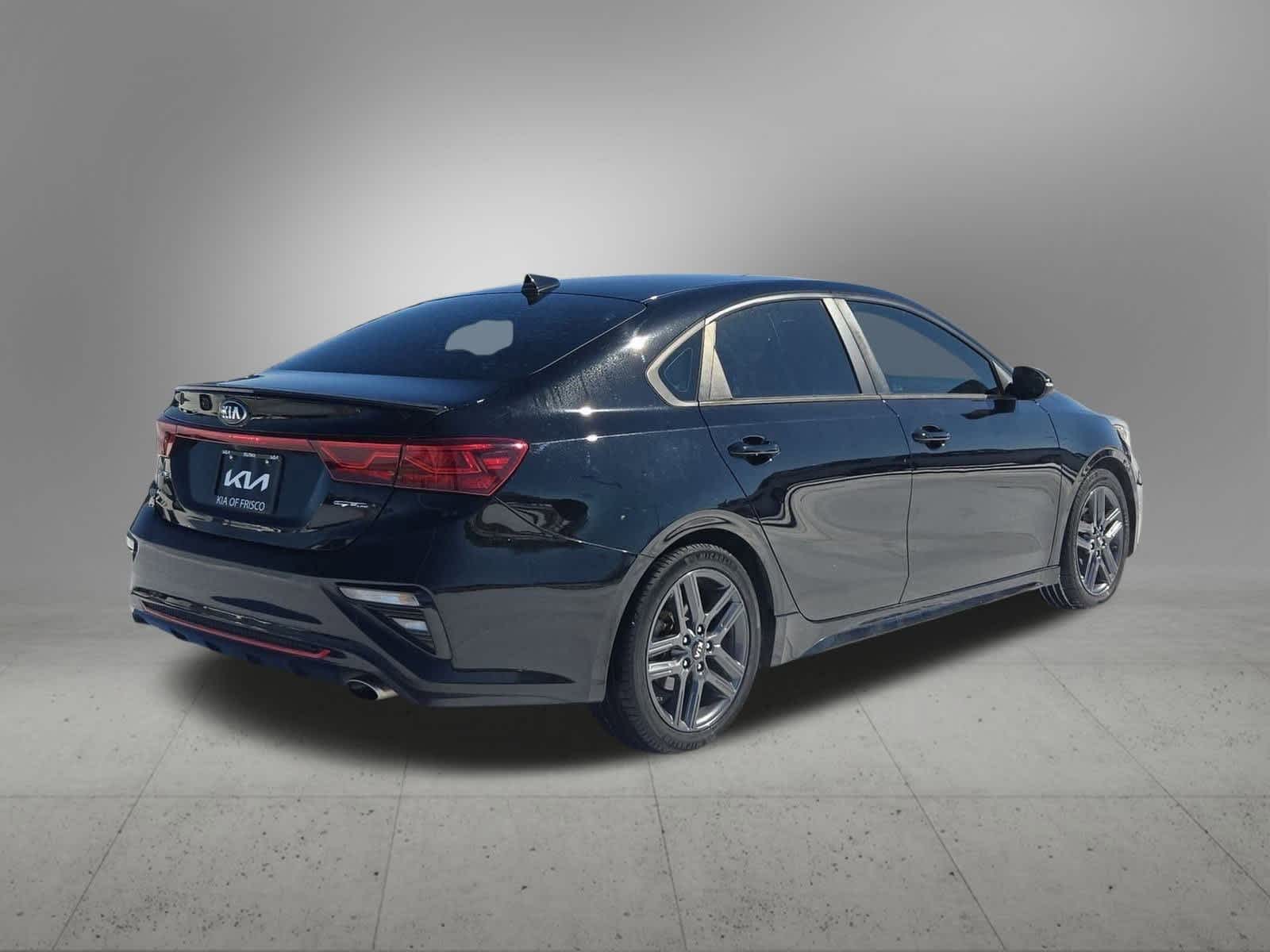 Thumbnail: 2020 Kia Forte - 6