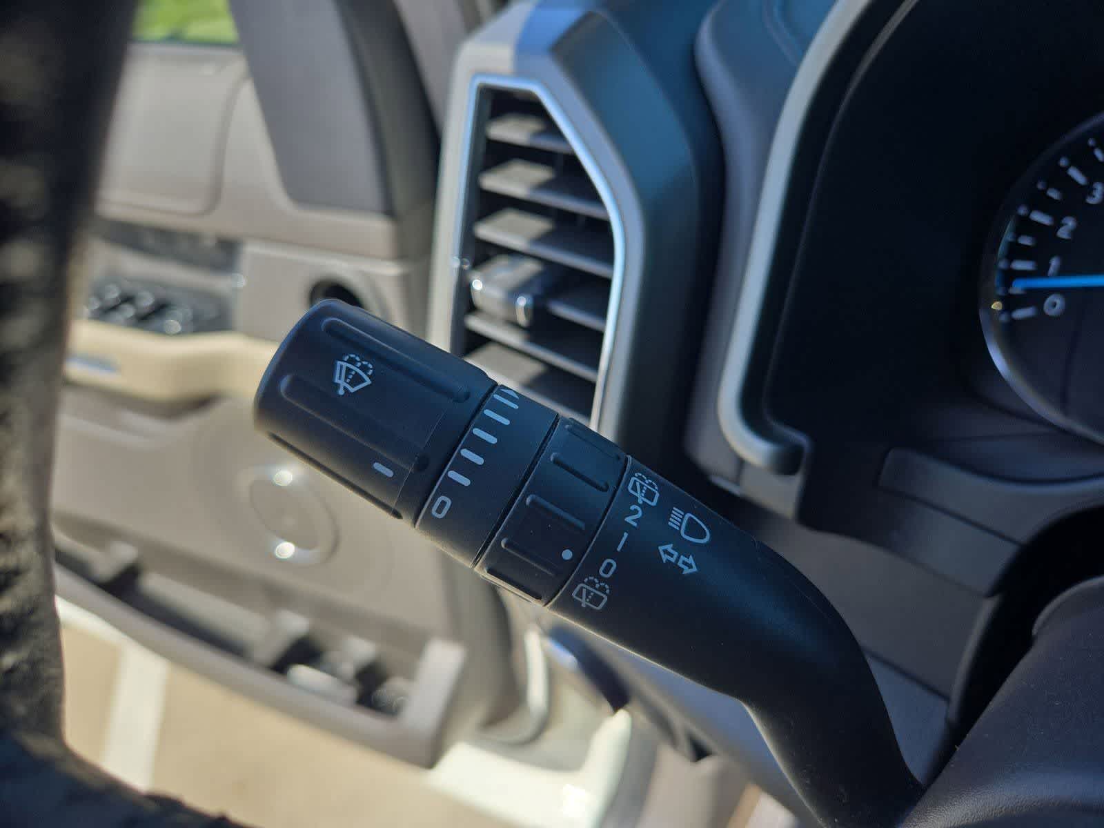 Thumbnail: 2021 Ford Expedition - 23