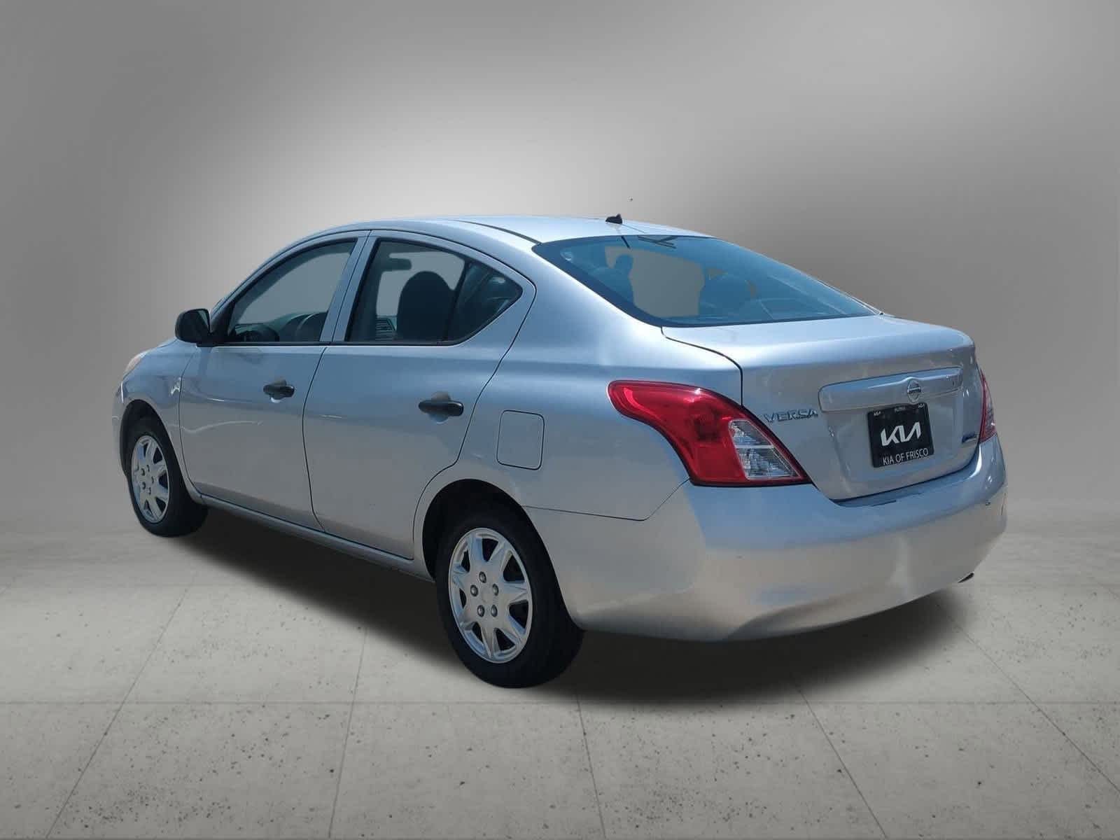 Thumbnail: 2012 Nissan Versa - 4