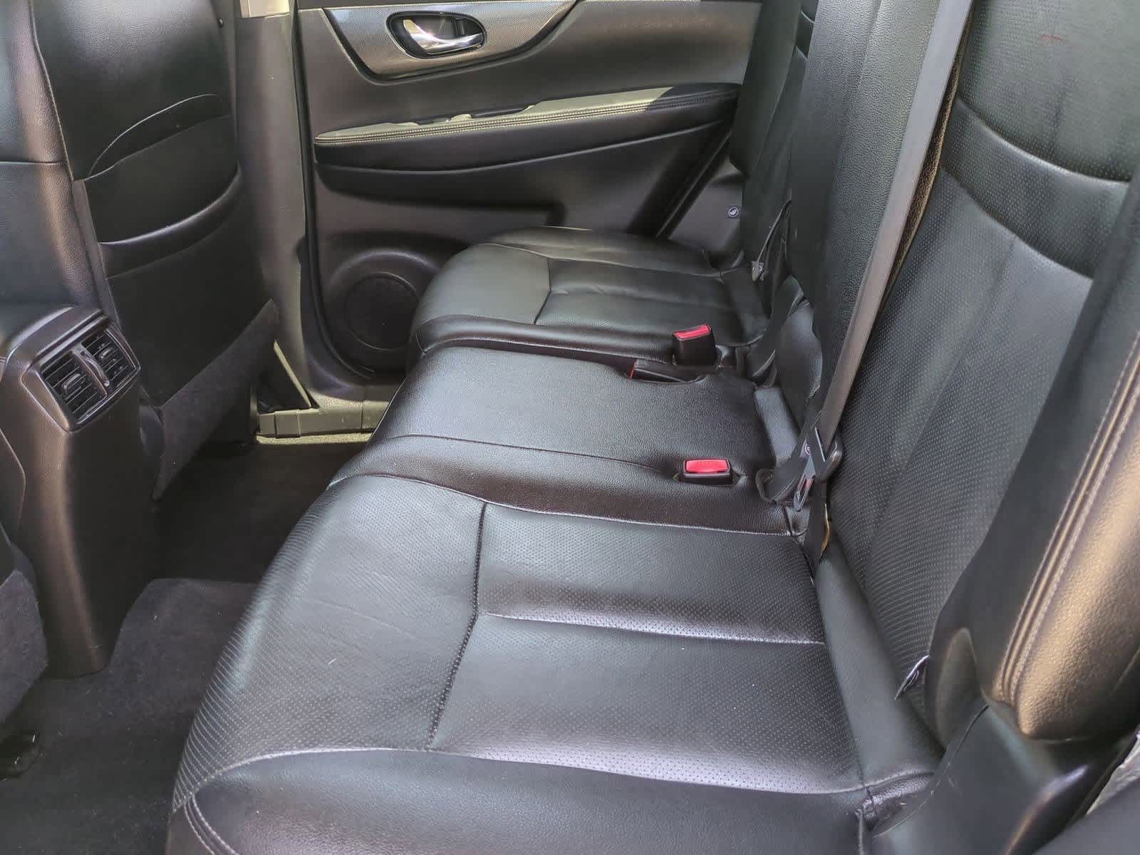 2016 Nissan Rogue SL 20