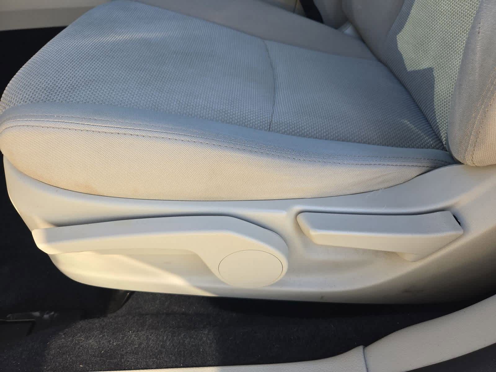 Thumbnail: 2014 Subaru XV Crosstrek - 17