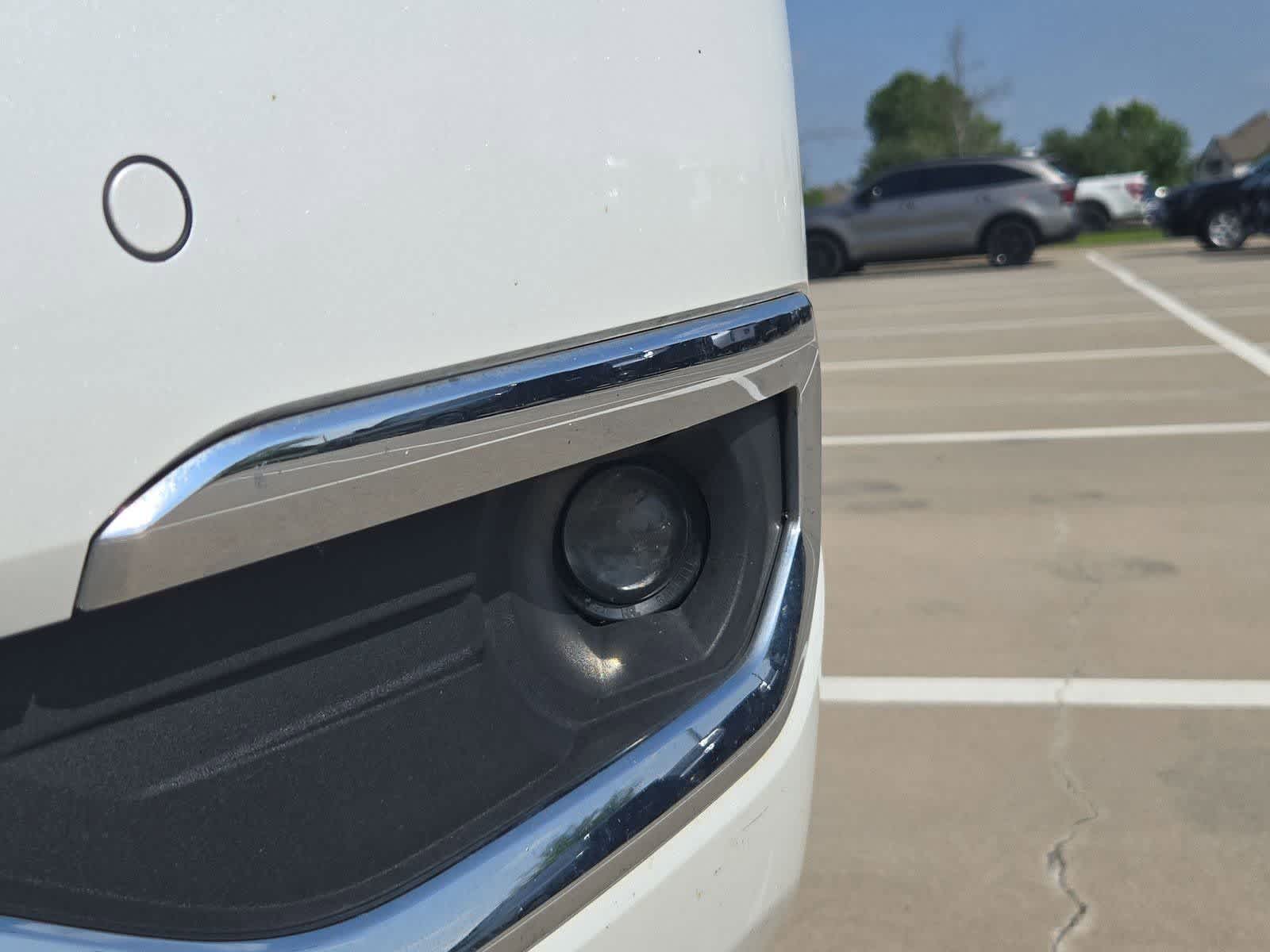 Thumbnail: 2018 GMC Acadia - 10