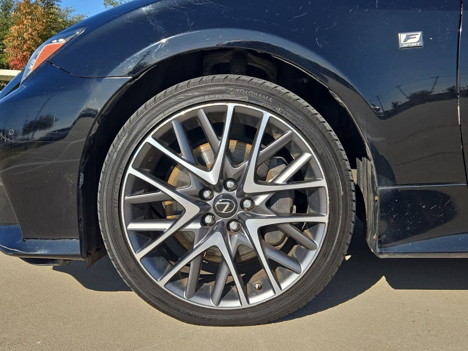 Thumbnail: 2016 Lexus RC - 12