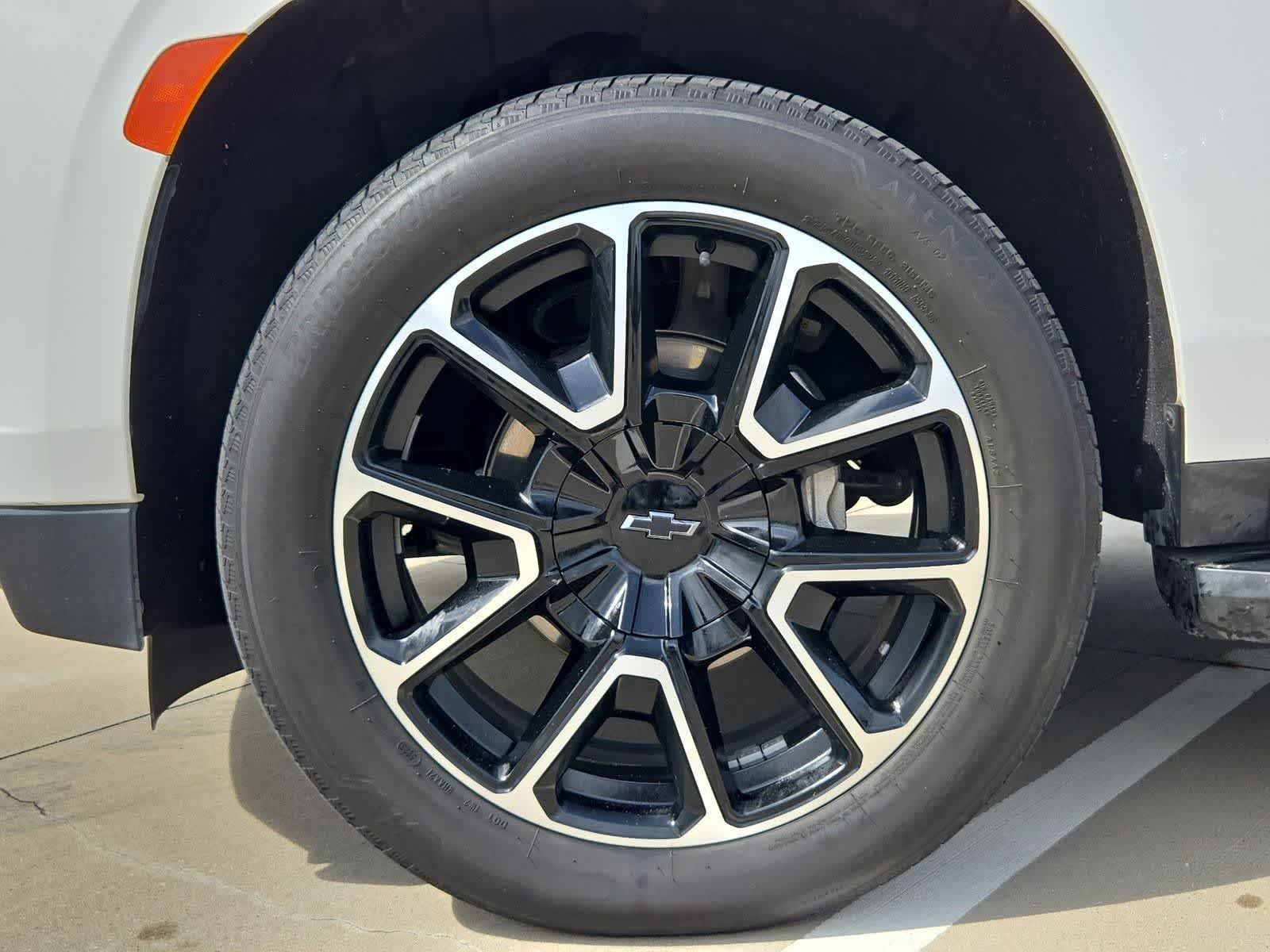 Thumbnail: 2021 Chevrolet Tahoe - 12