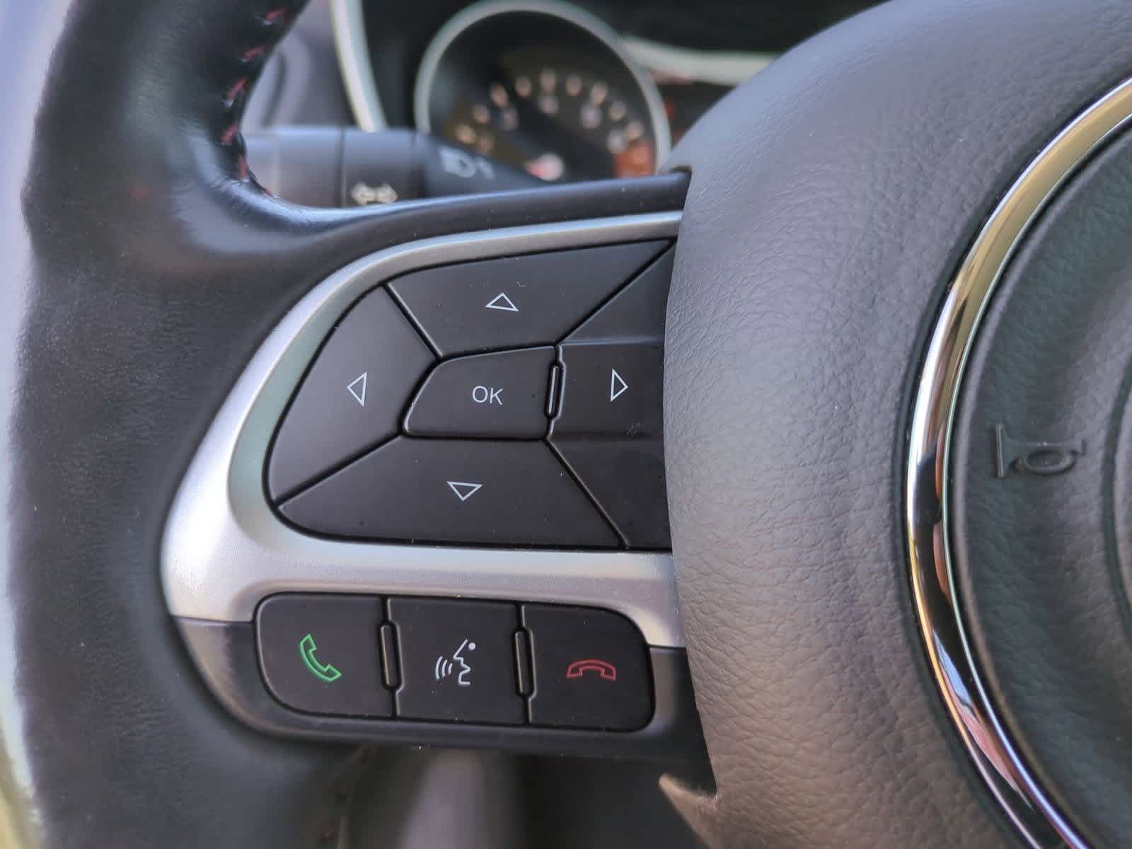 Thumbnail: 2018 Jeep Compass - 25