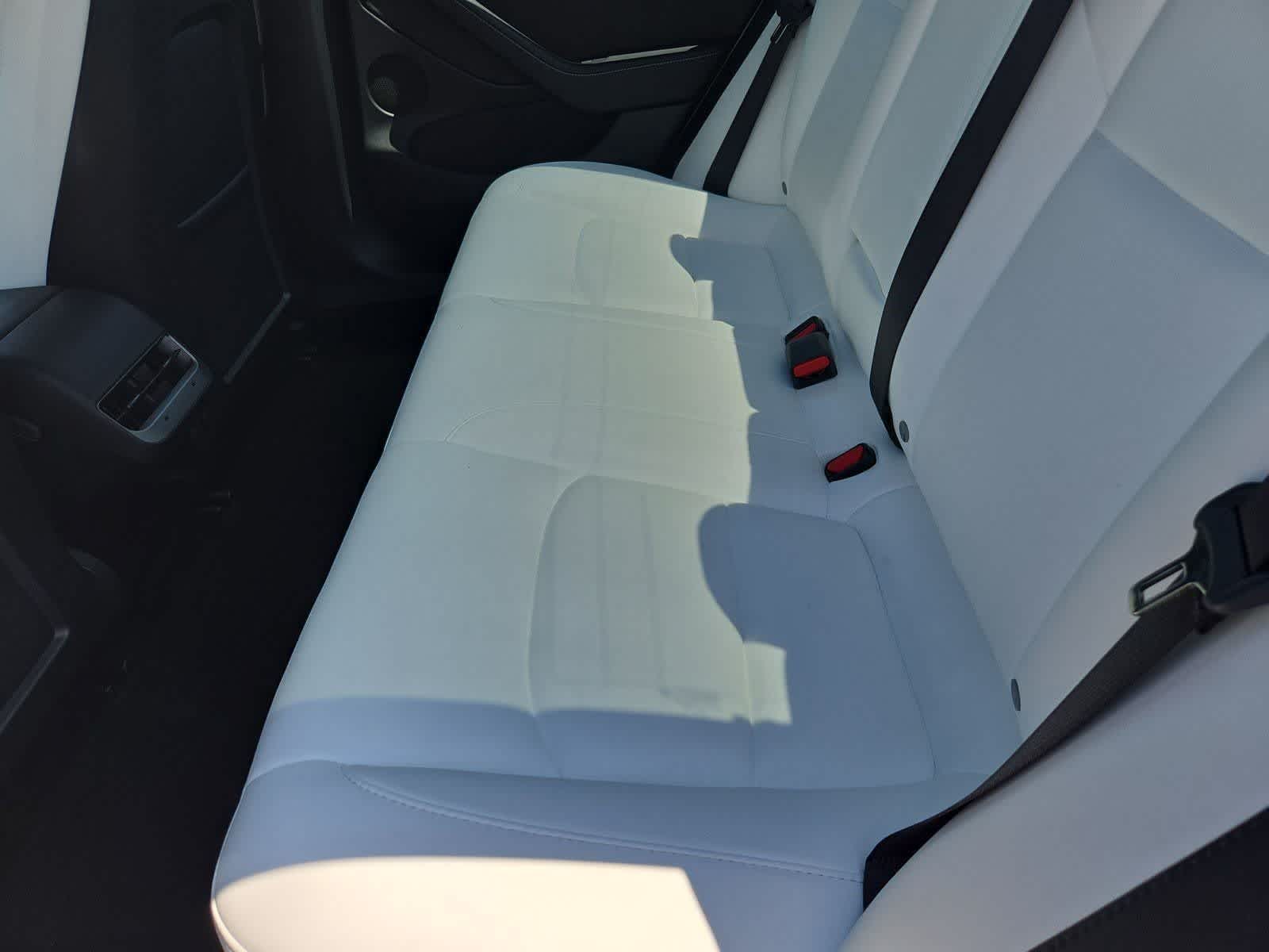 Thumbnail: 2023 Tesla Model 3 - 16