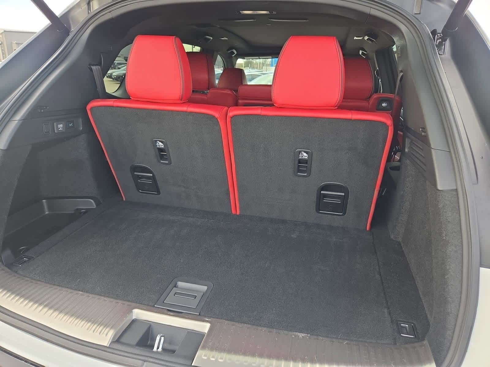 Thumbnail: 2022 Acura MDX - 34