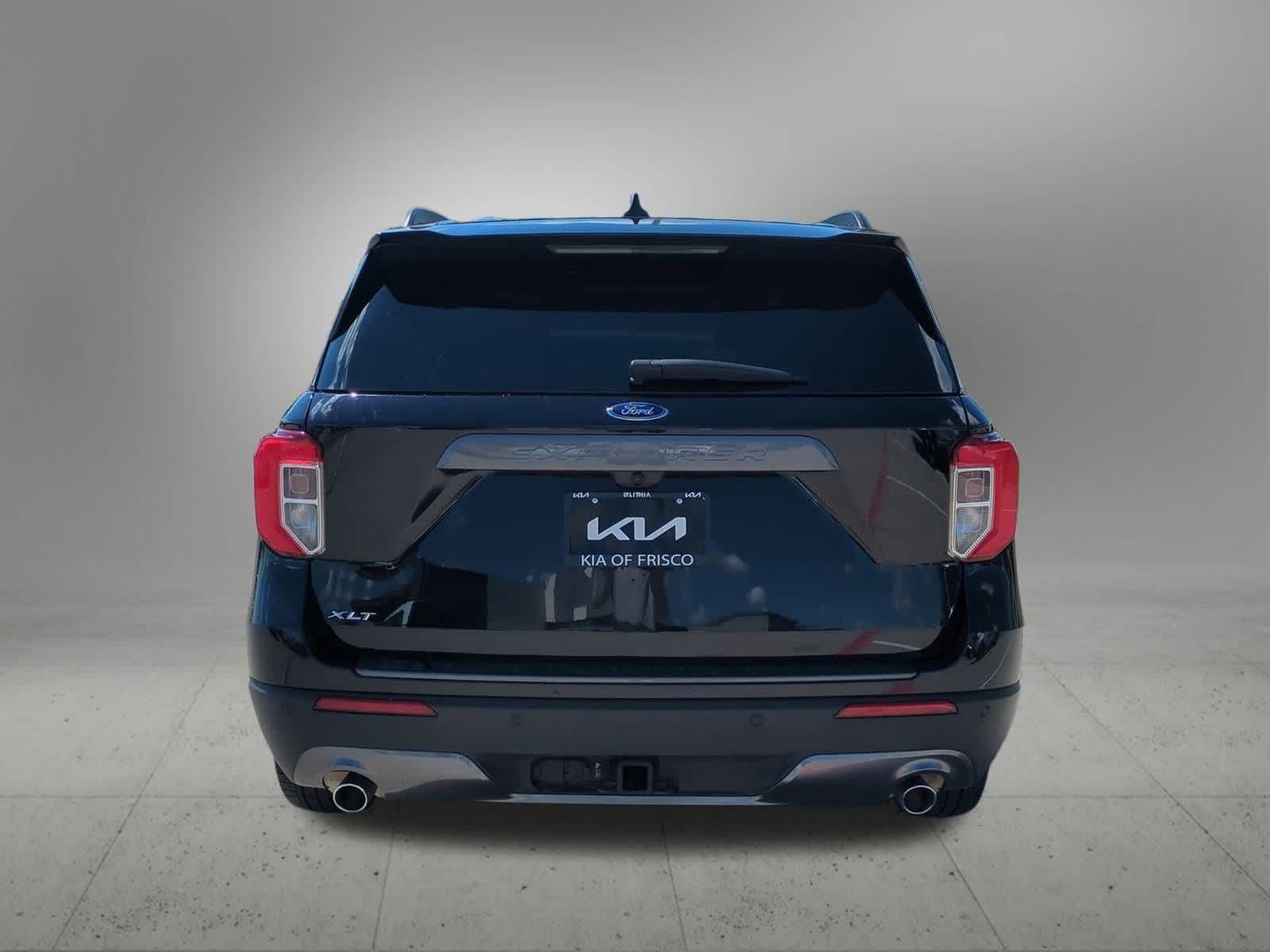 Thumbnail: 2022 Ford Explorer - 5