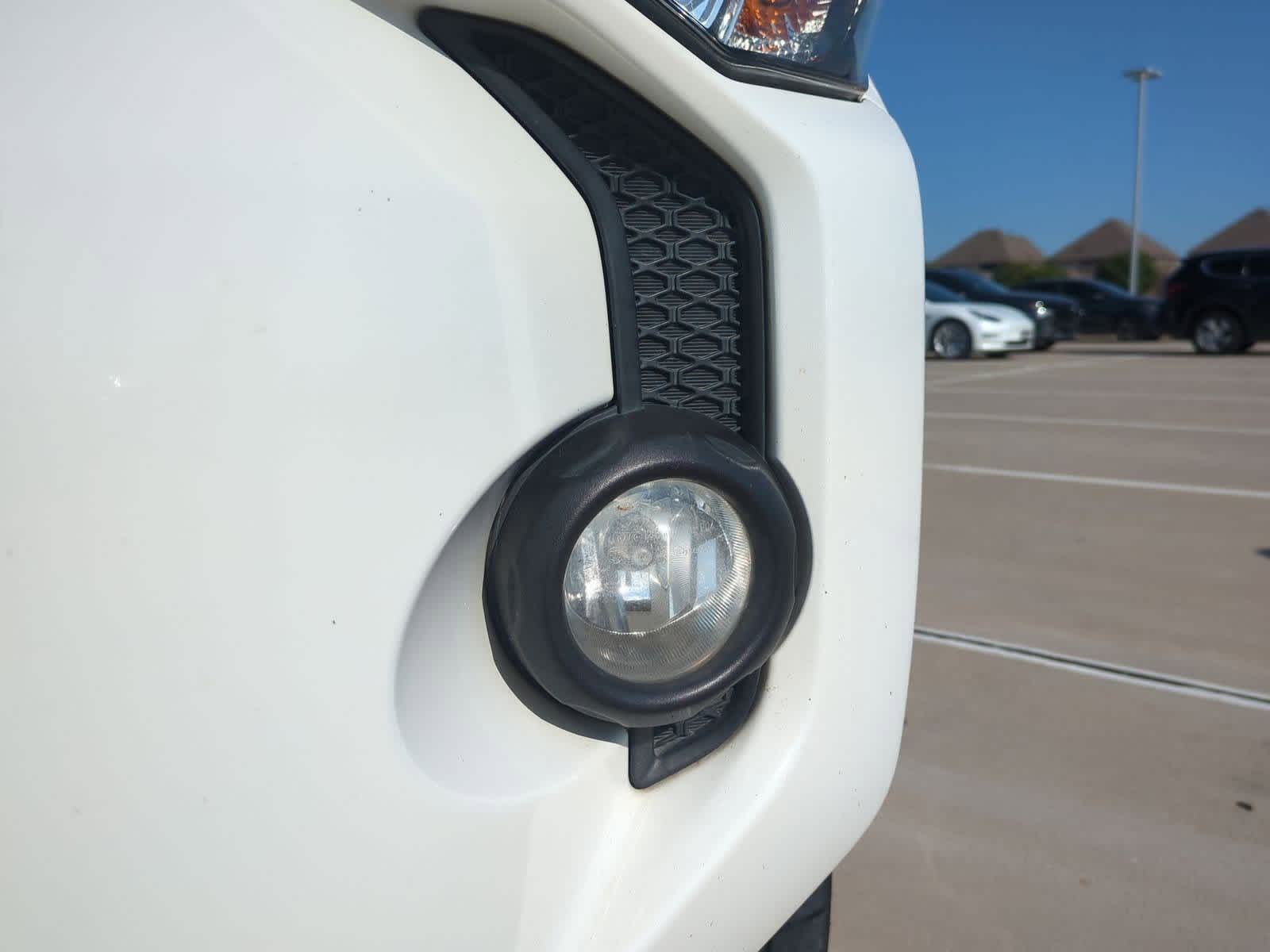 Thumbnail: 2014 Toyota 4Runner - 10