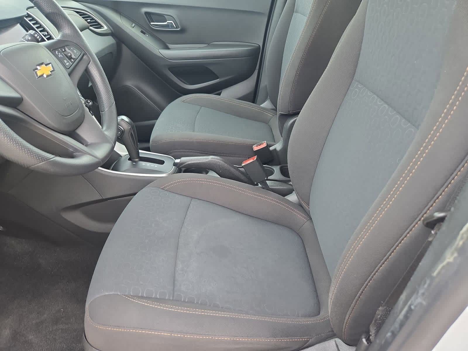 Thumbnail: 2020 Chevrolet Trax - 15