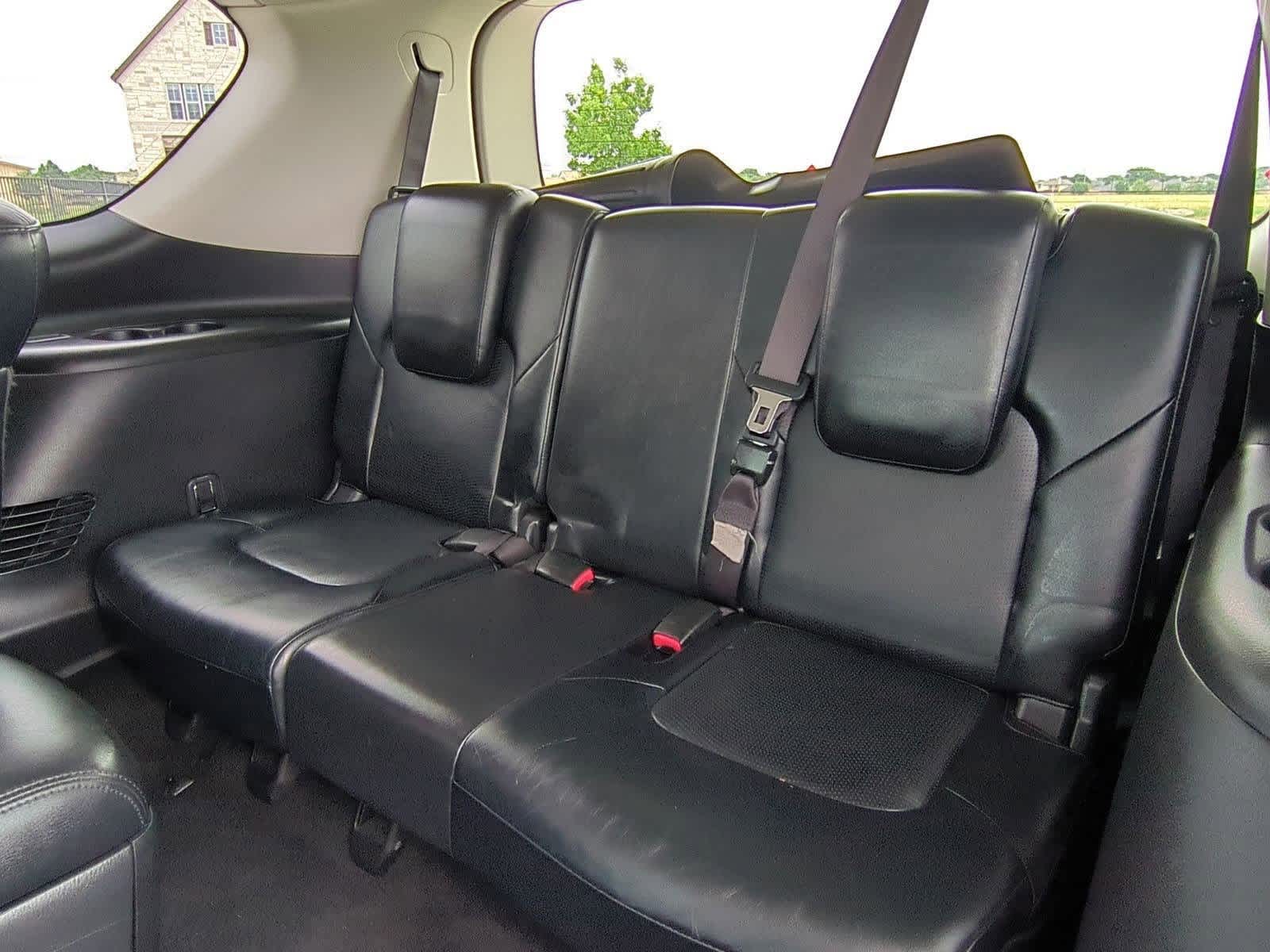 2014 INFINITI QX80  38