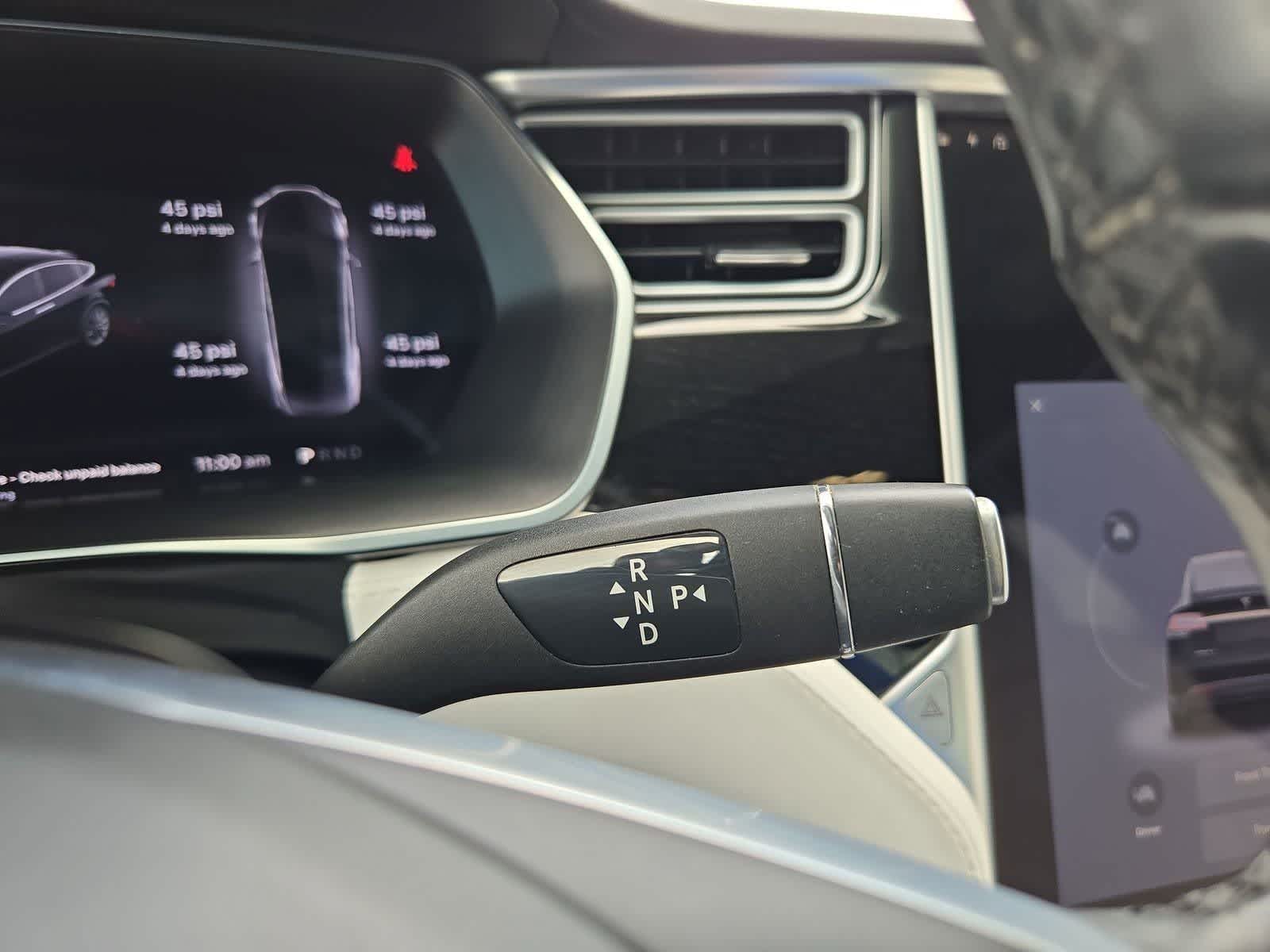 Thumbnail: 2018 Tesla Model X - 27