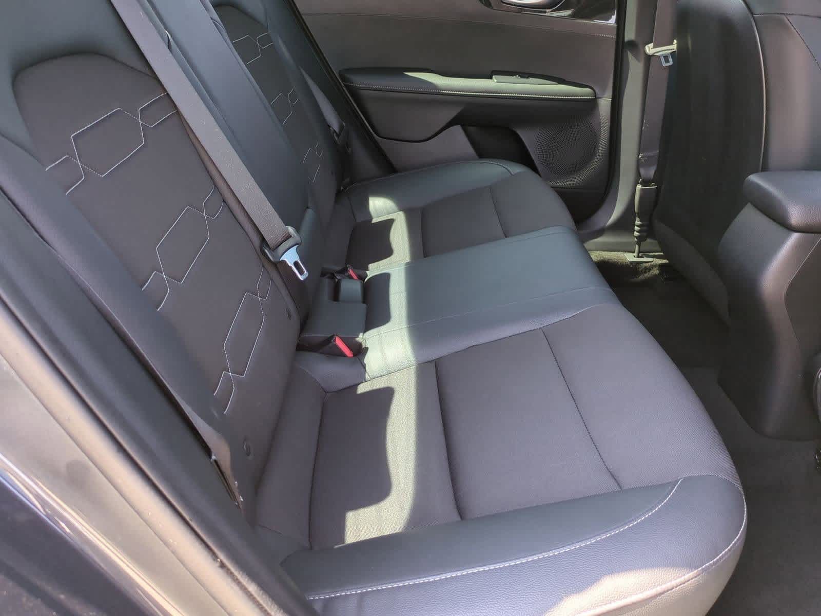 Thumbnail: 2020 Kia Forte - 21