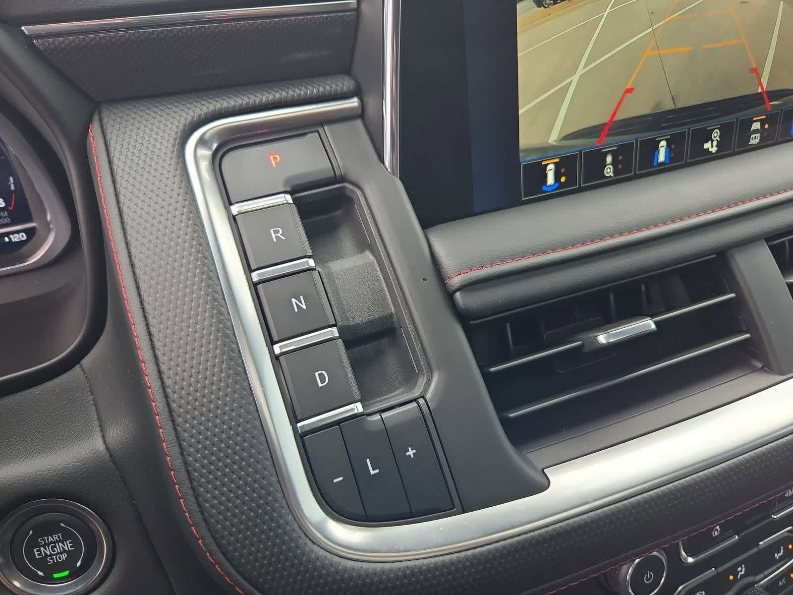 Thumbnail: 2023 Chevrolet Tahoe - 33