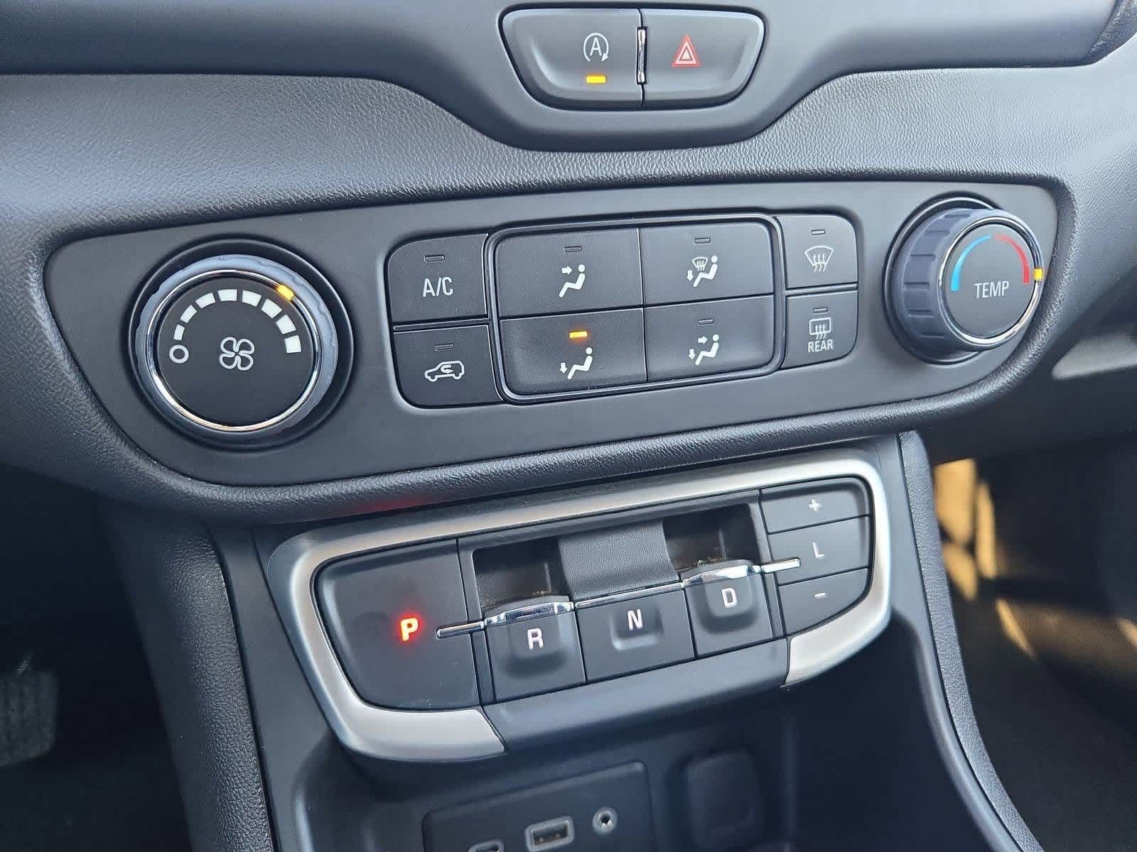 Thumbnail: 2024 GMC Terrain - 29