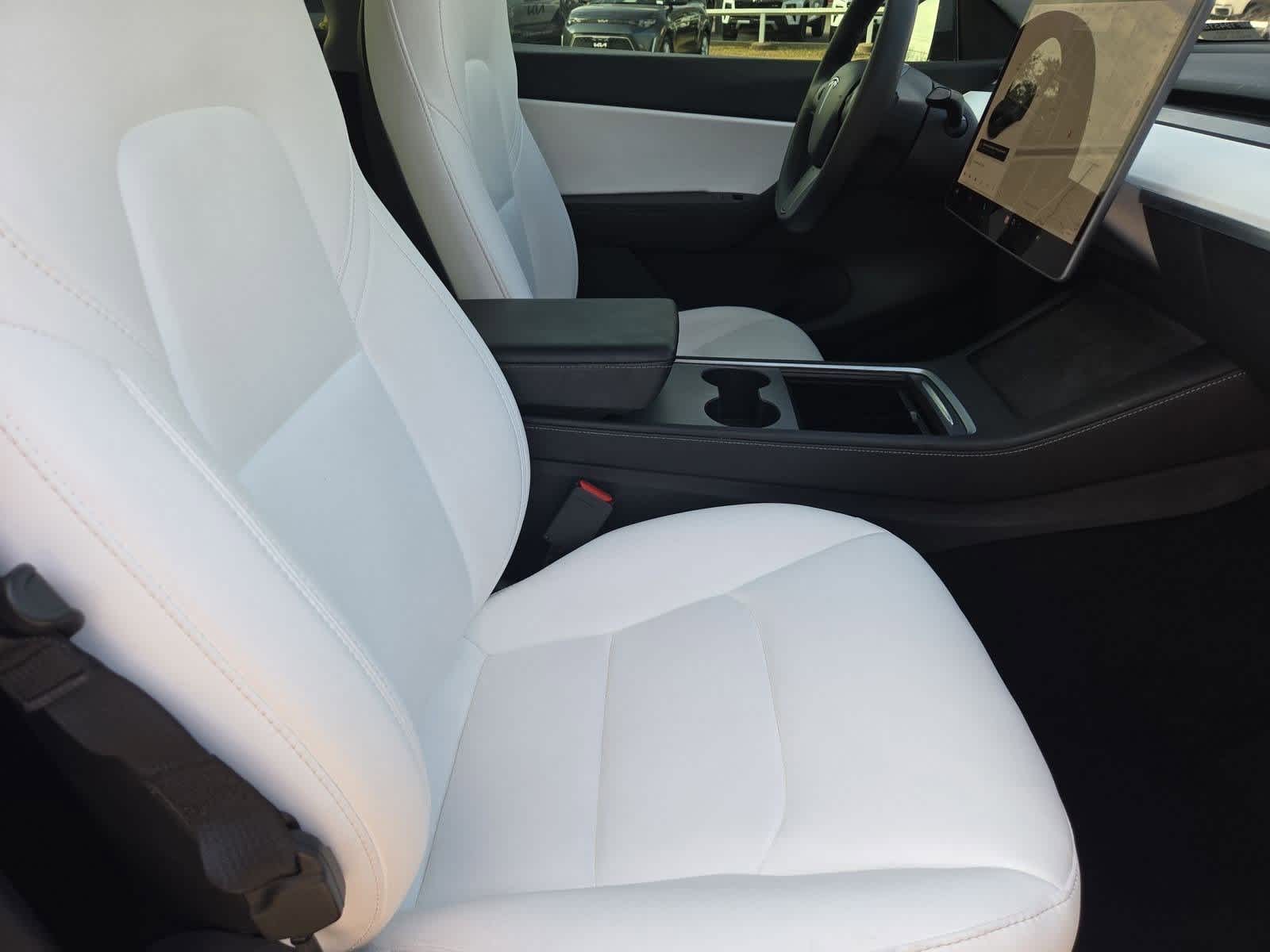 Thumbnail: 2021 Tesla Model Y - 19