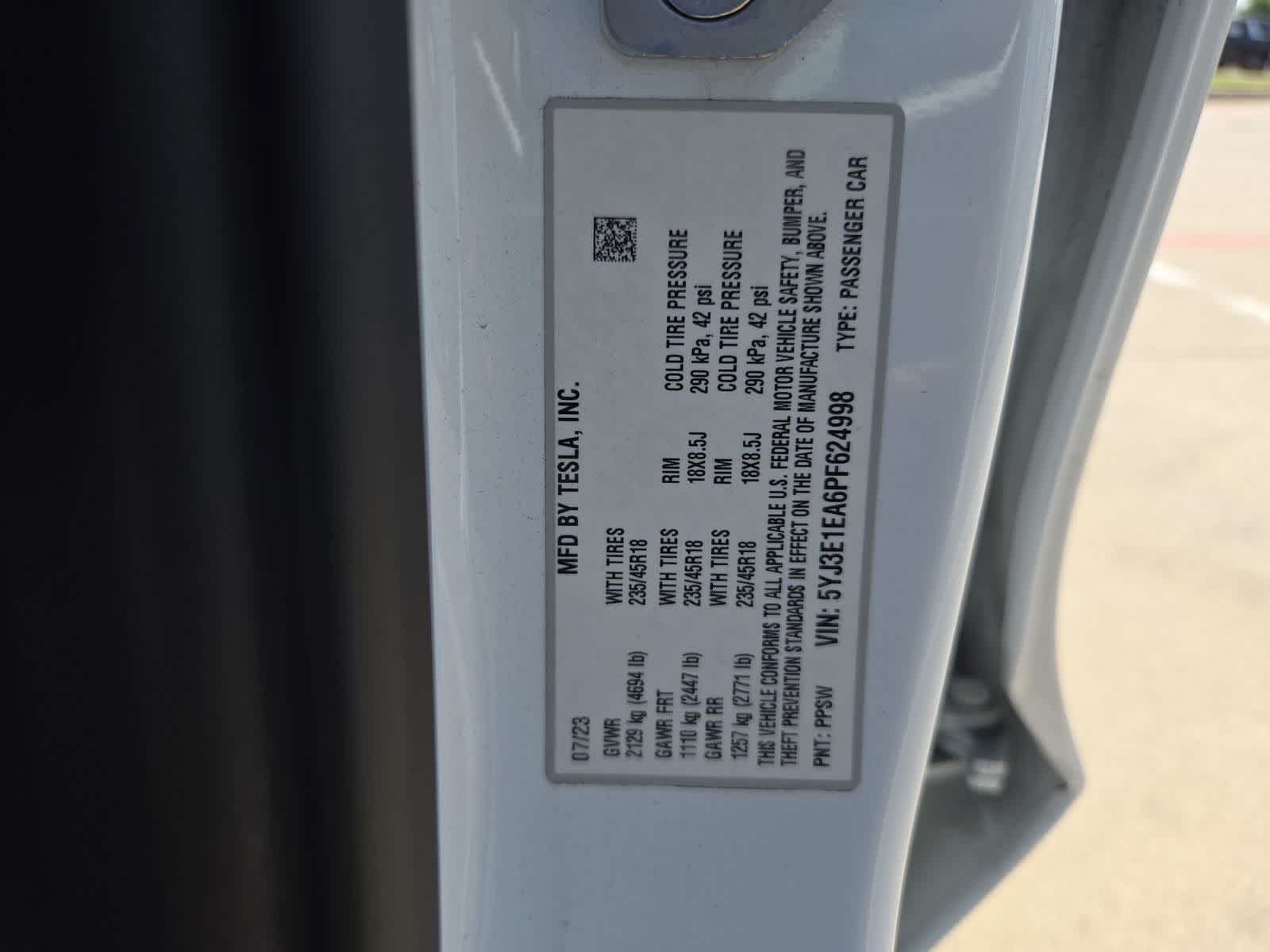 Thumbnail: 2023 Tesla Model 3 - 31