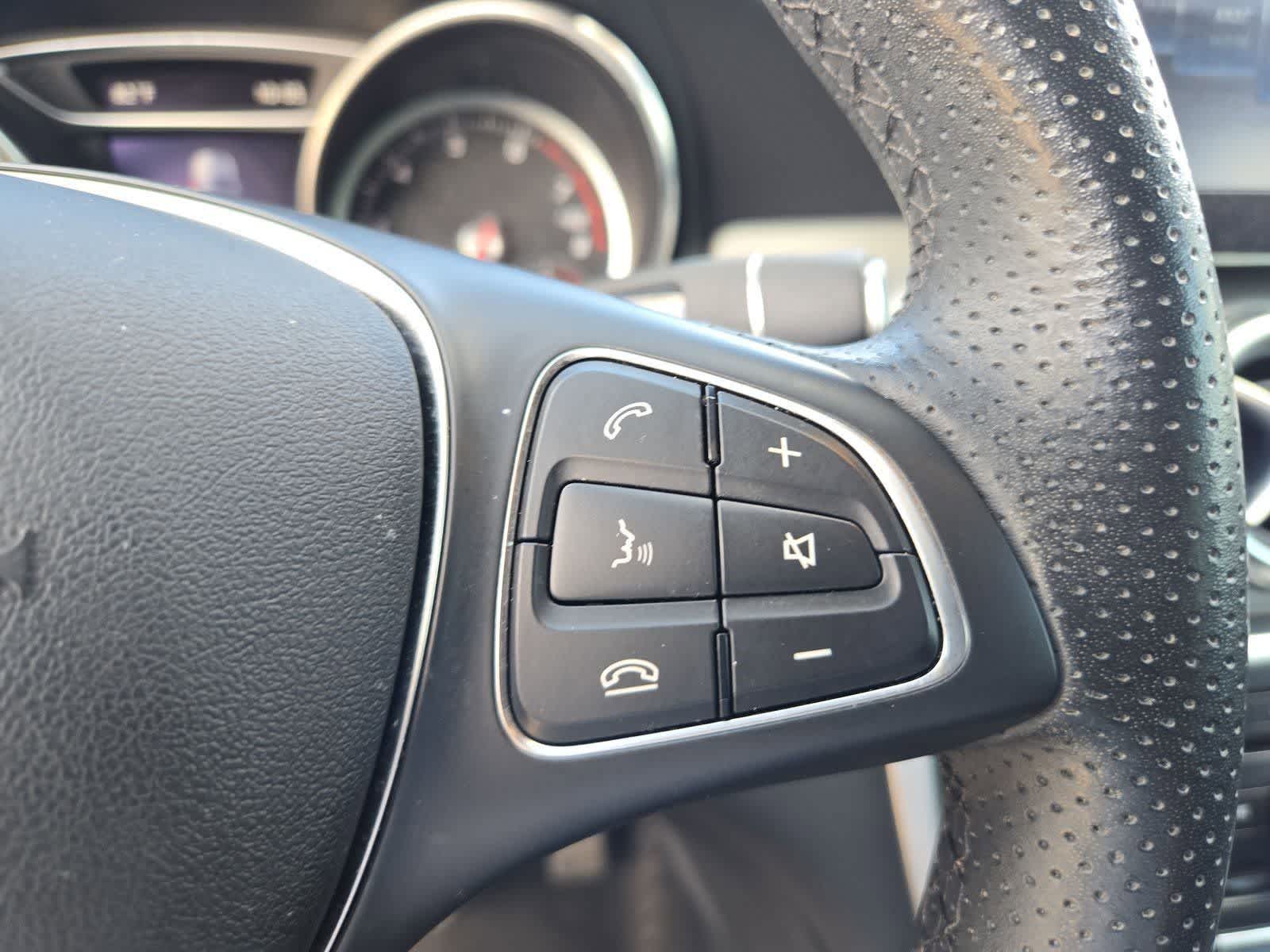 Thumbnail: 2019 Mercedes-Benz GLA - 23