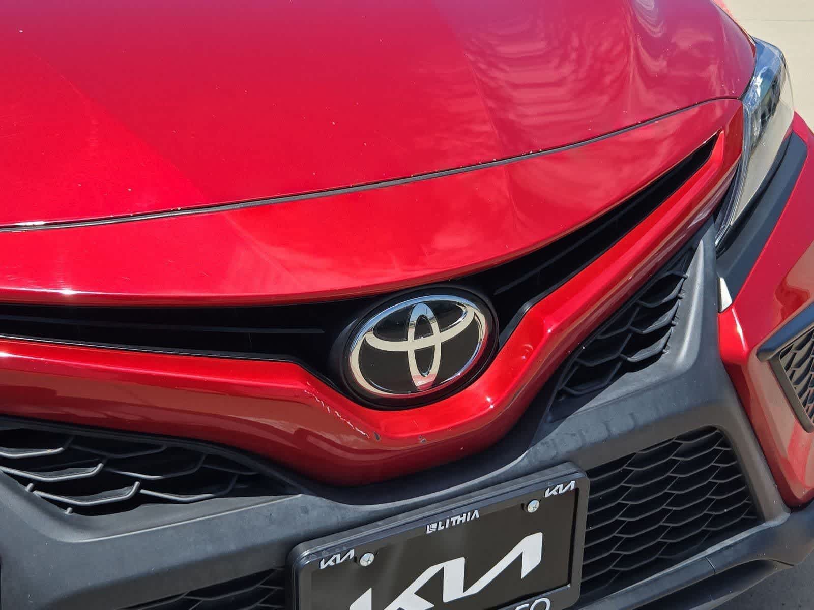 Thumbnail: 2022 Toyota Camry - 9