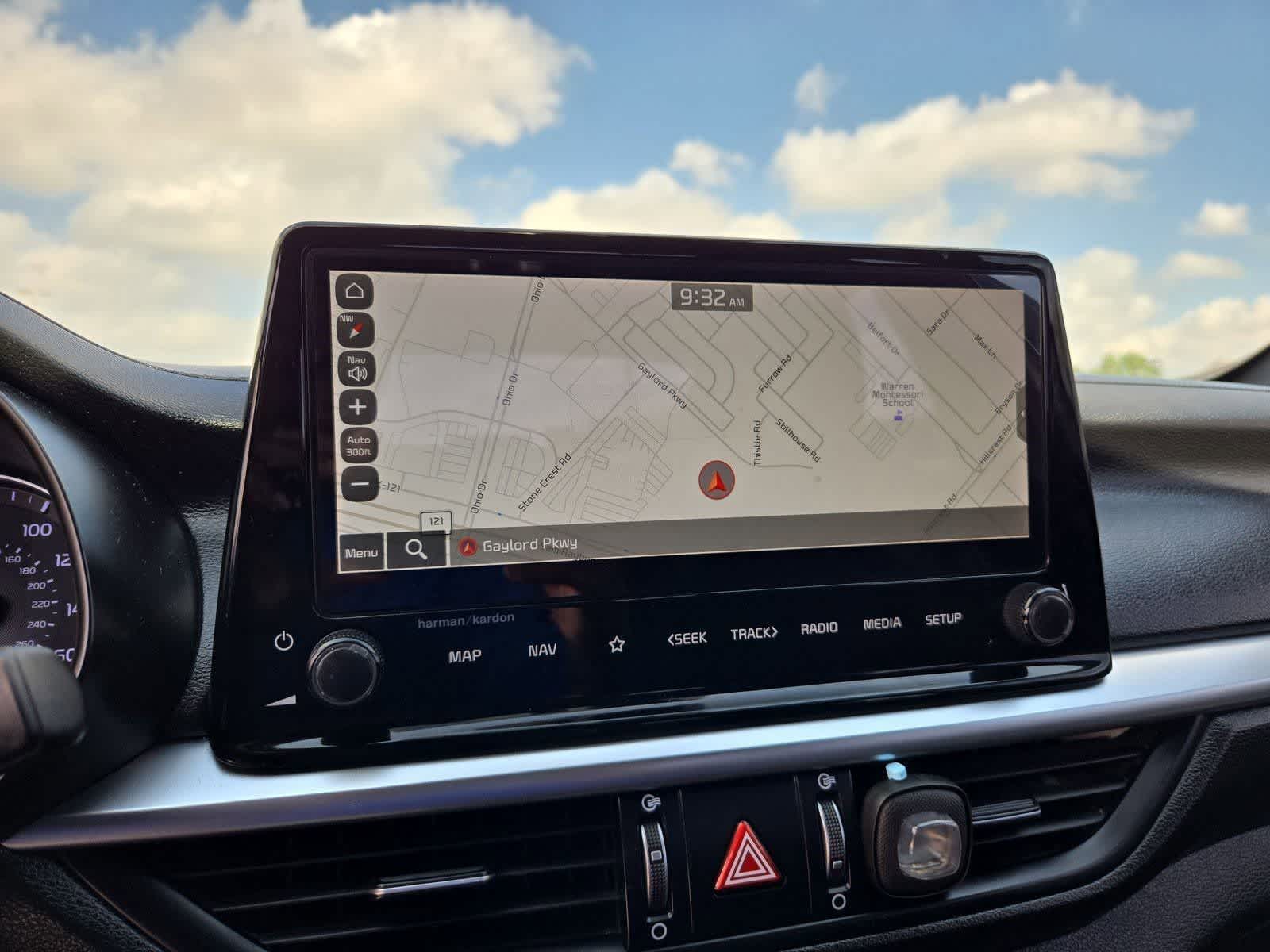 Thumbnail: 2022 Kia Forte - 29