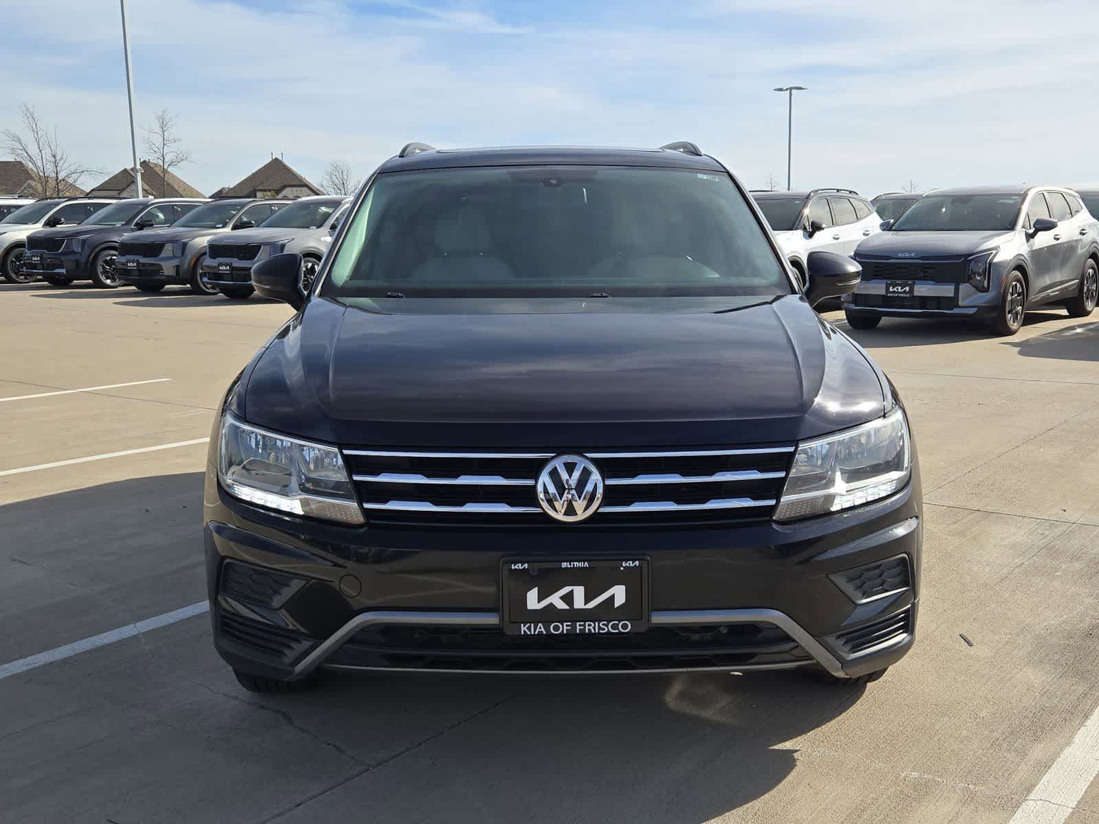 Thumbnail: 2018 Volkswagen Tiguan - 9