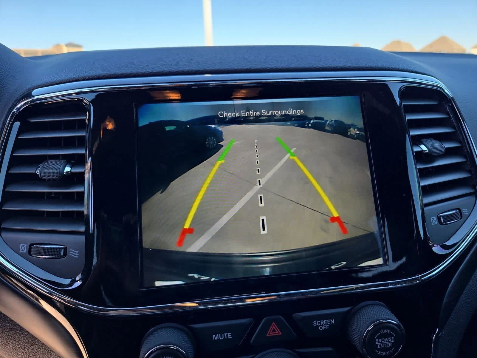 Thumbnail: 2019 Jeep Grand Cherokee - 30