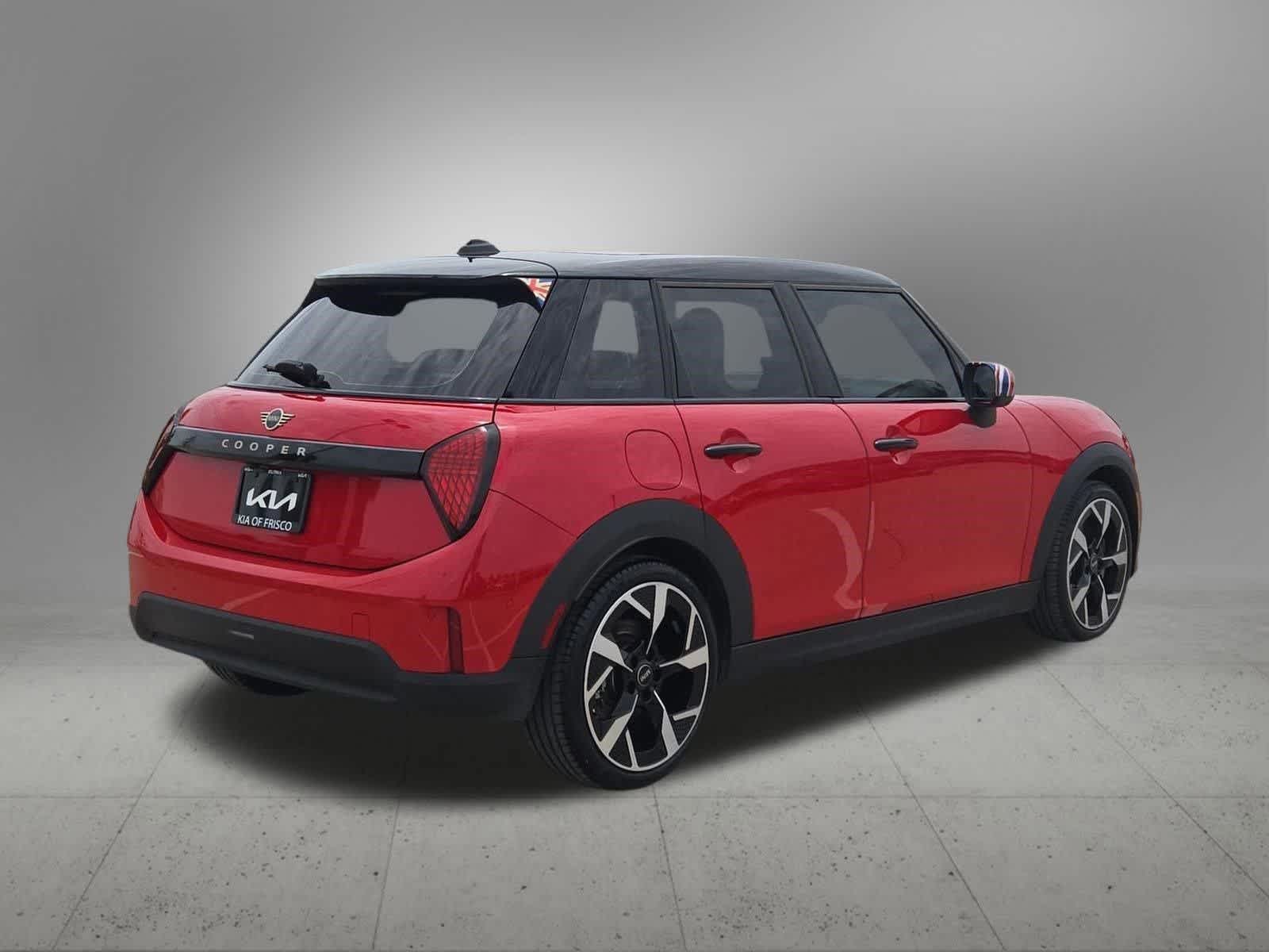 Thumbnail: 2025 MINI Cooper Hardtop - 8