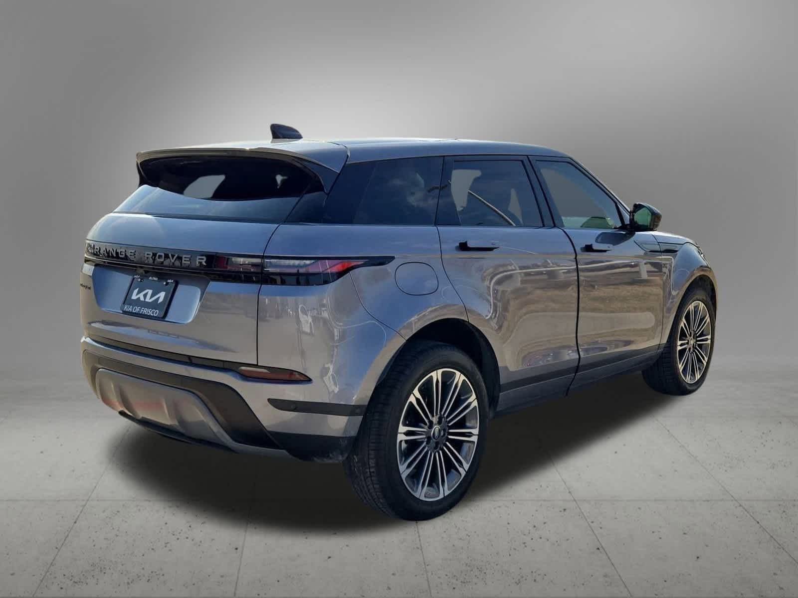 Thumbnail: 2025 Land Rover Range Rover Evoque - 6