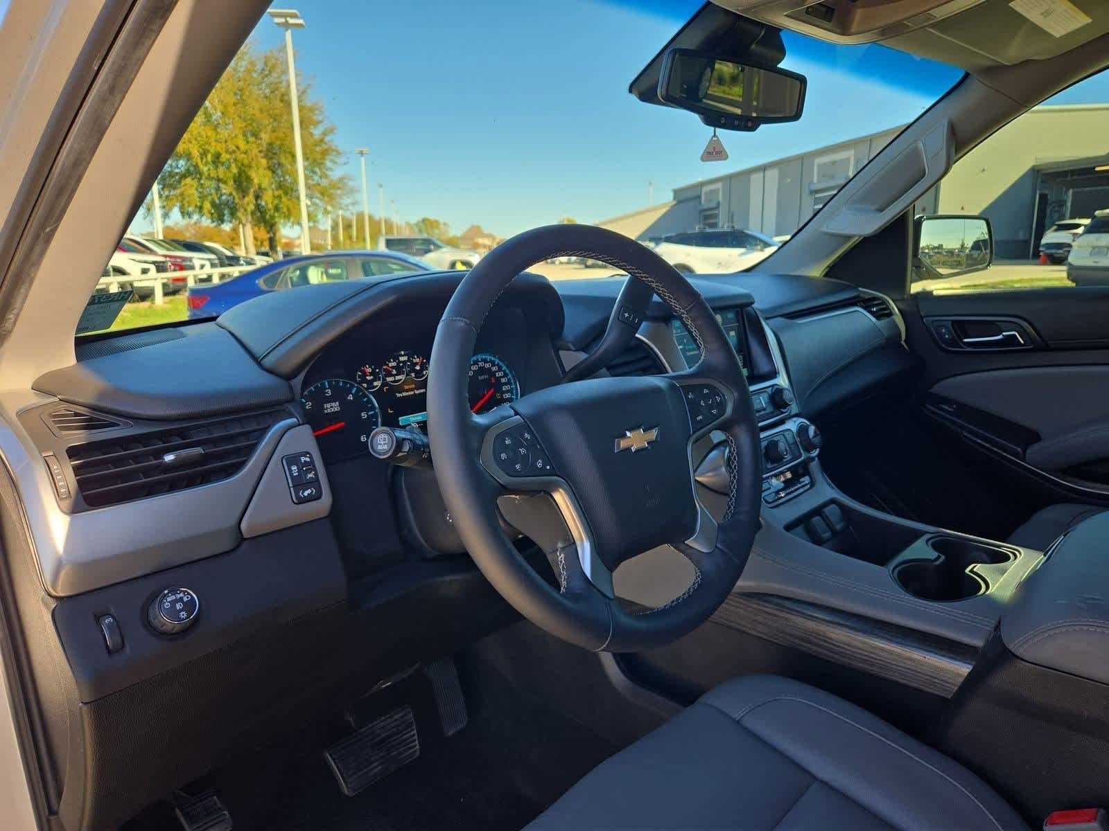 Thumbnail: 2017 Chevrolet Suburban - 2