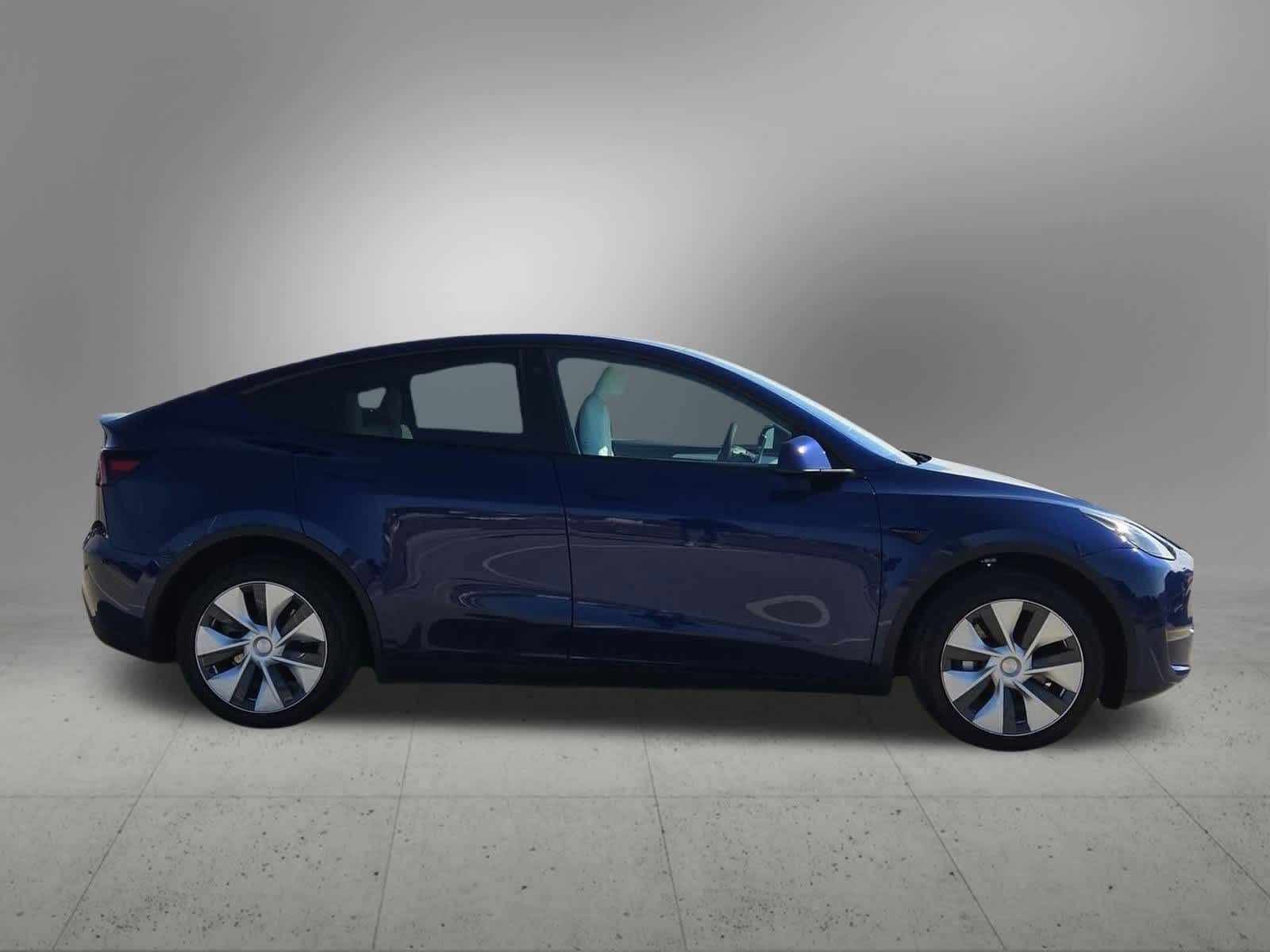 Thumbnail: 2022 Tesla Model Y - 7
