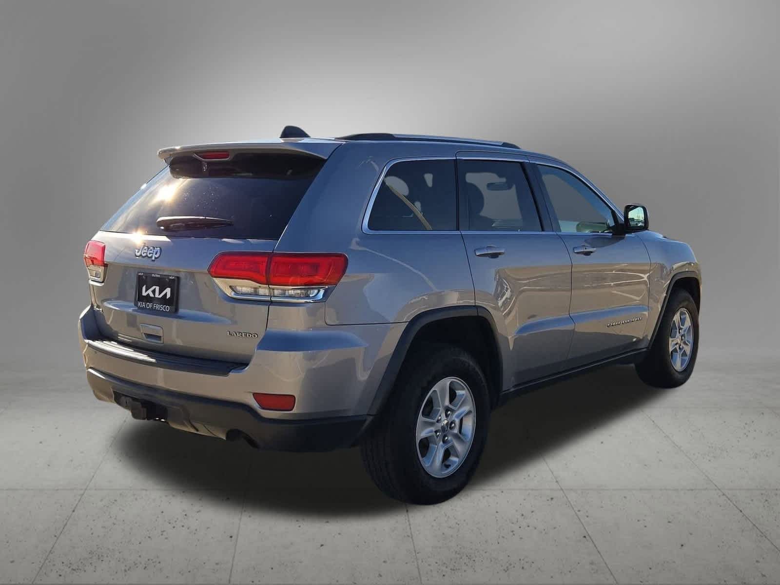 Thumbnail: 2016 Jeep Grand Cherokee - 6