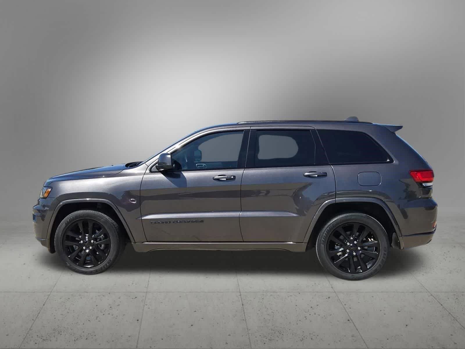 Thumbnail: 2019 Jeep Grand Cherokee - 2