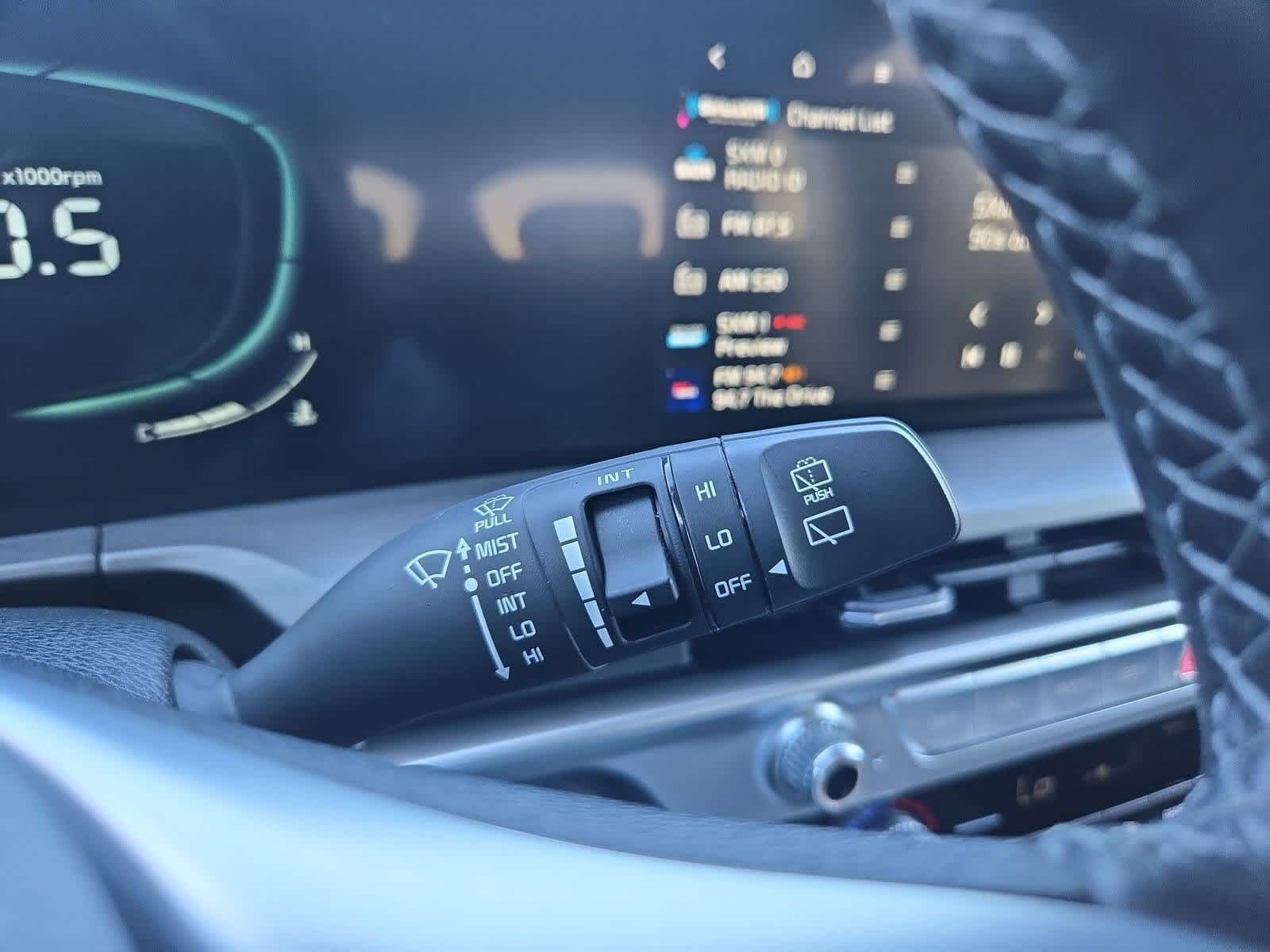 Thumbnail: 2023 Kia Telluride - 26