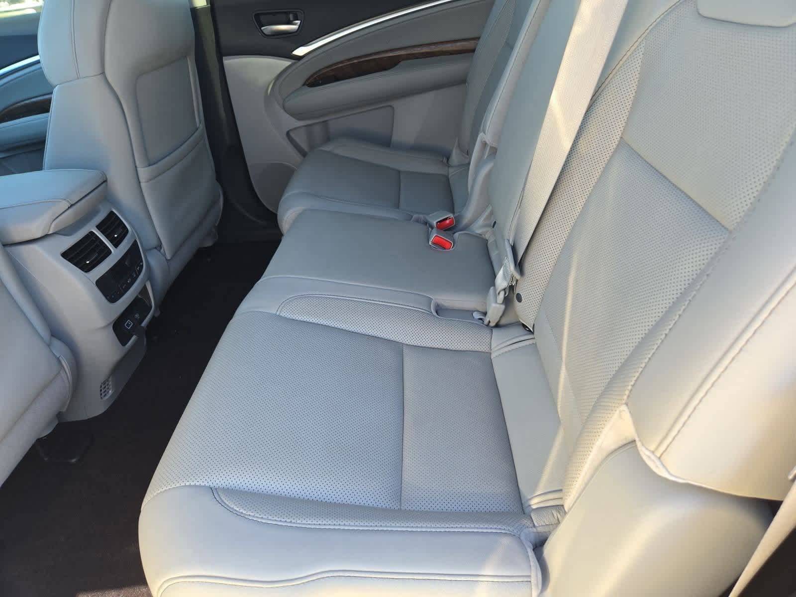 Thumbnail: 2020 Acura MDX - 19