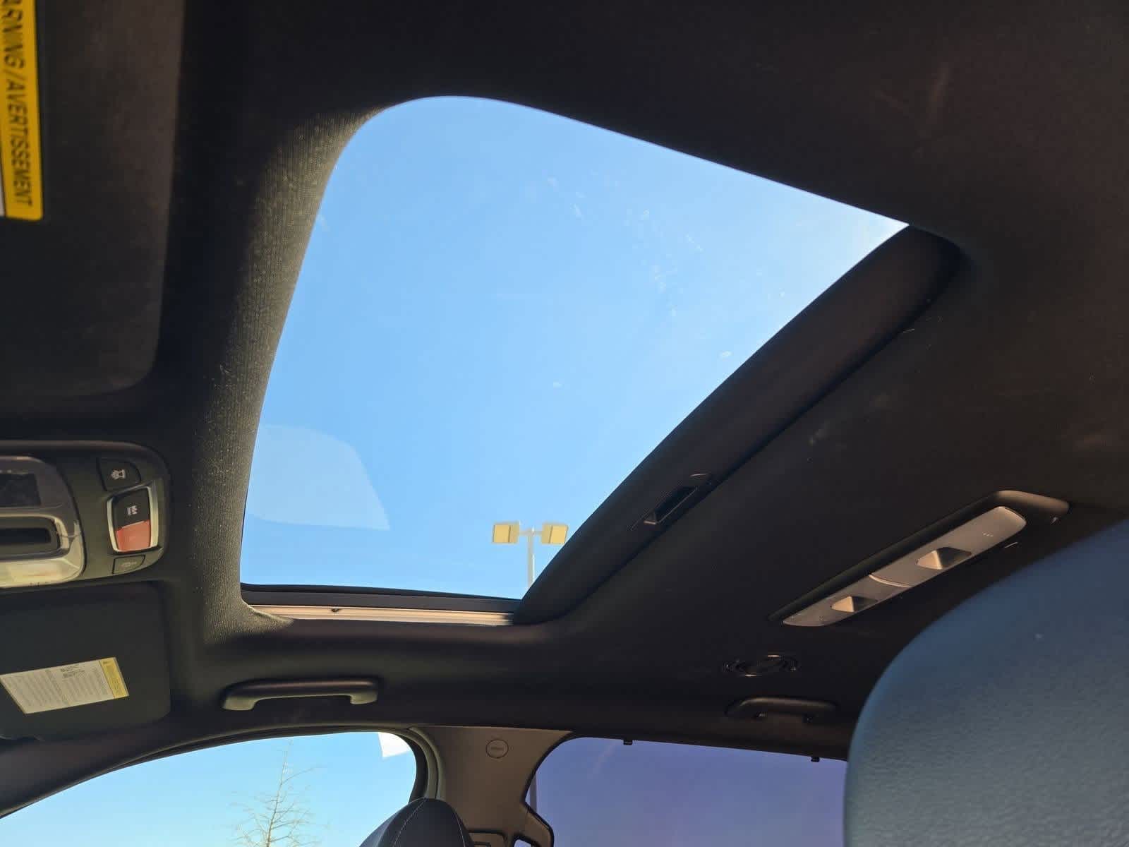 Thumbnail: 2023 Kia Telluride - 18