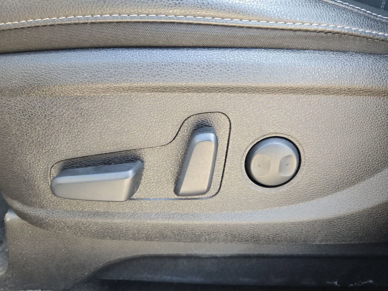 Thumbnail: 2023 Kia Telluride - 15