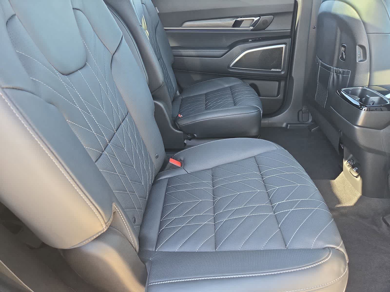 Thumbnail: 2024 Kia Telluride - 20